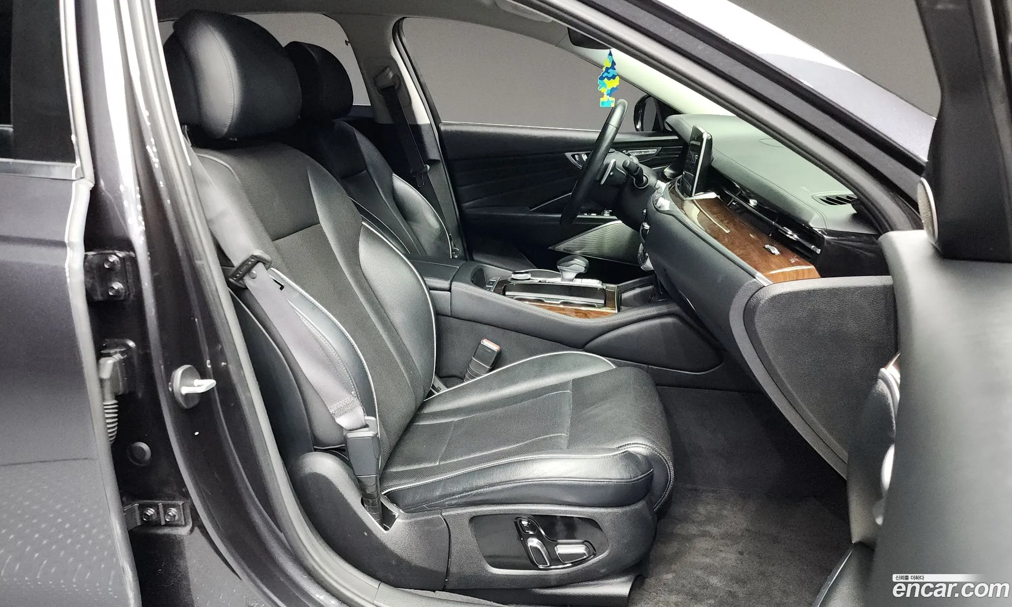 Kia The K9 2018 — 16