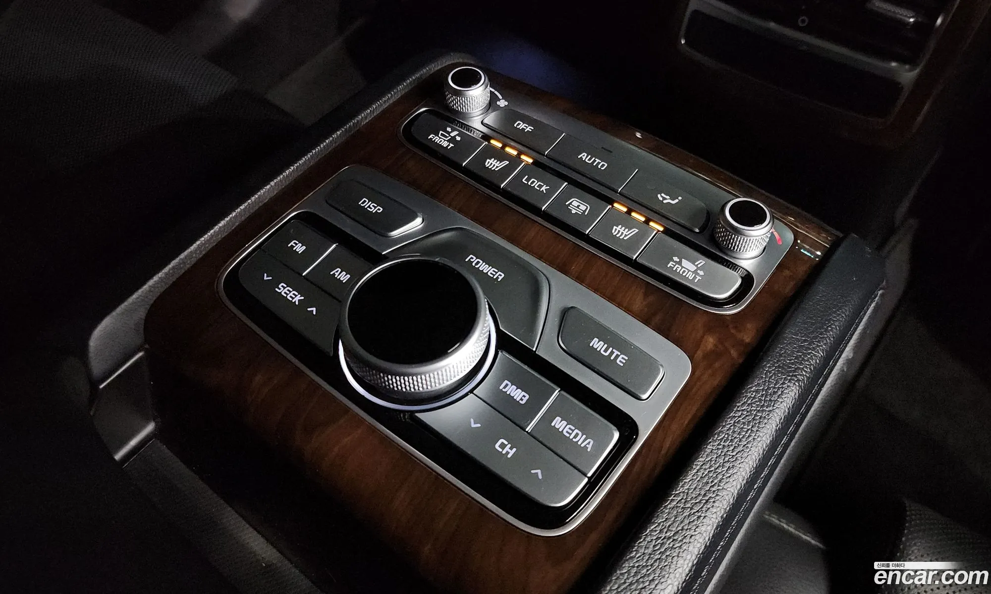Kia The K9 2018 — 2
