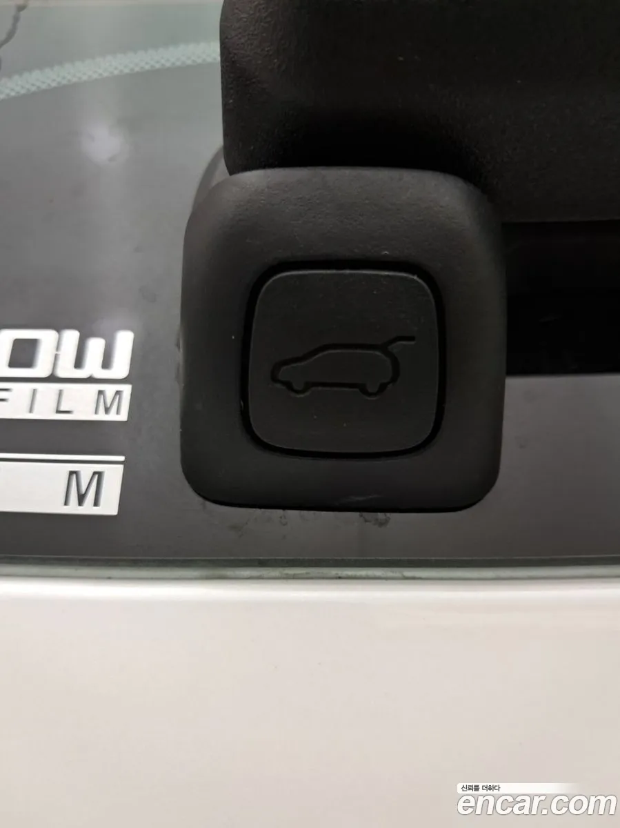 Genesis GV70 2025 — 15