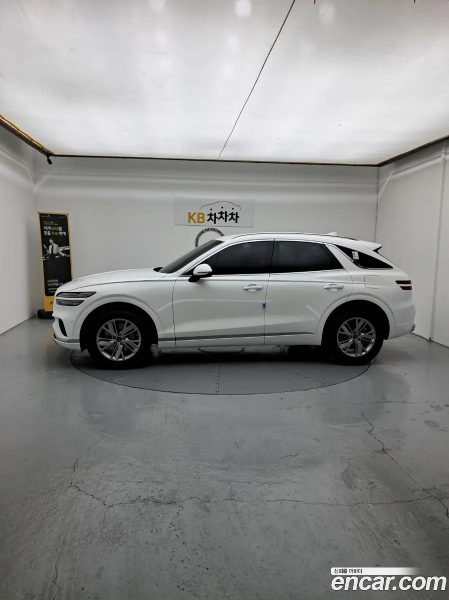 Genesis GV70 2025 — 16