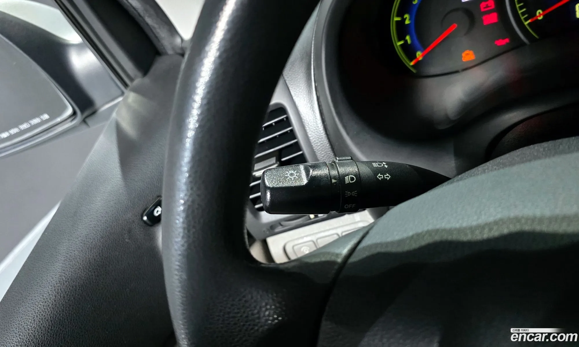 Kia Carnival R 2010 — 7