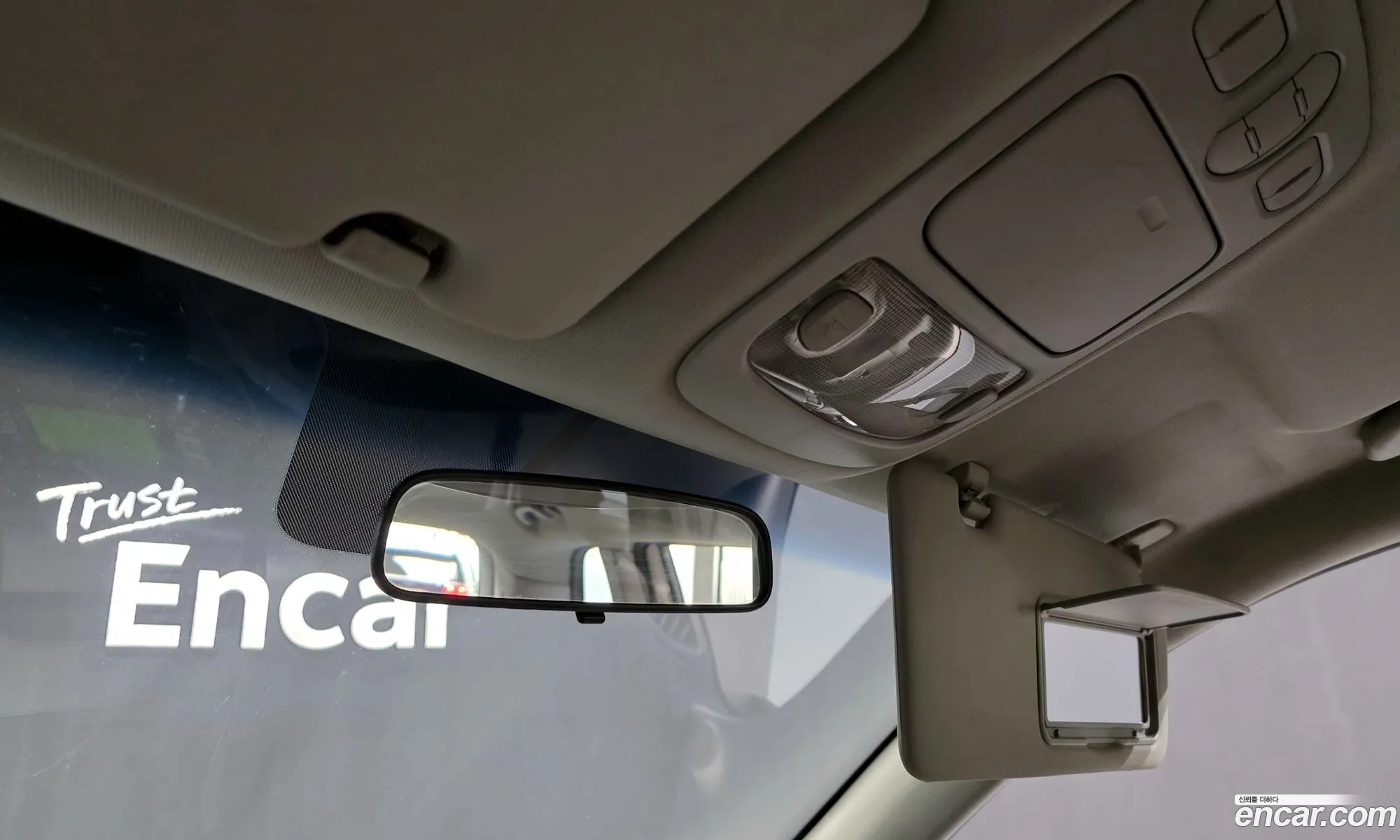 Kia Carnival R 2010 — 9