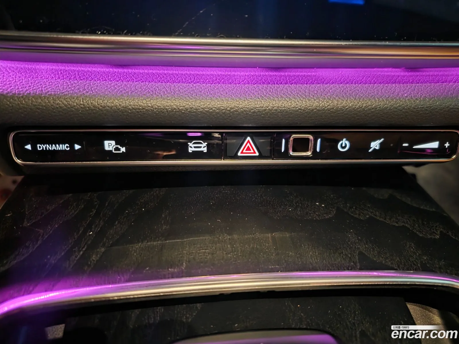 Mercedes-Benz E-Class W214 2025 — 13