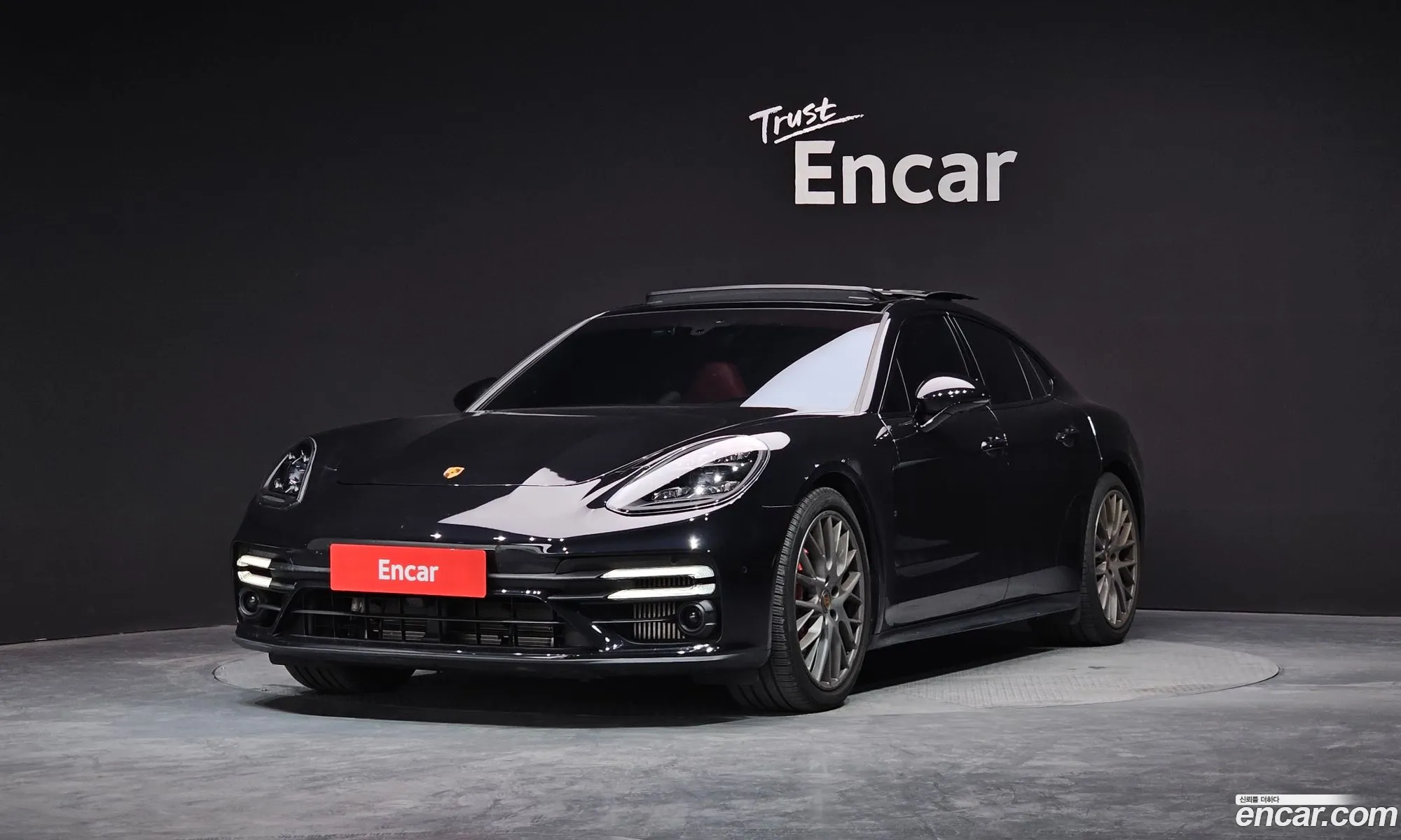 Porsche Panamera 2023 — 16