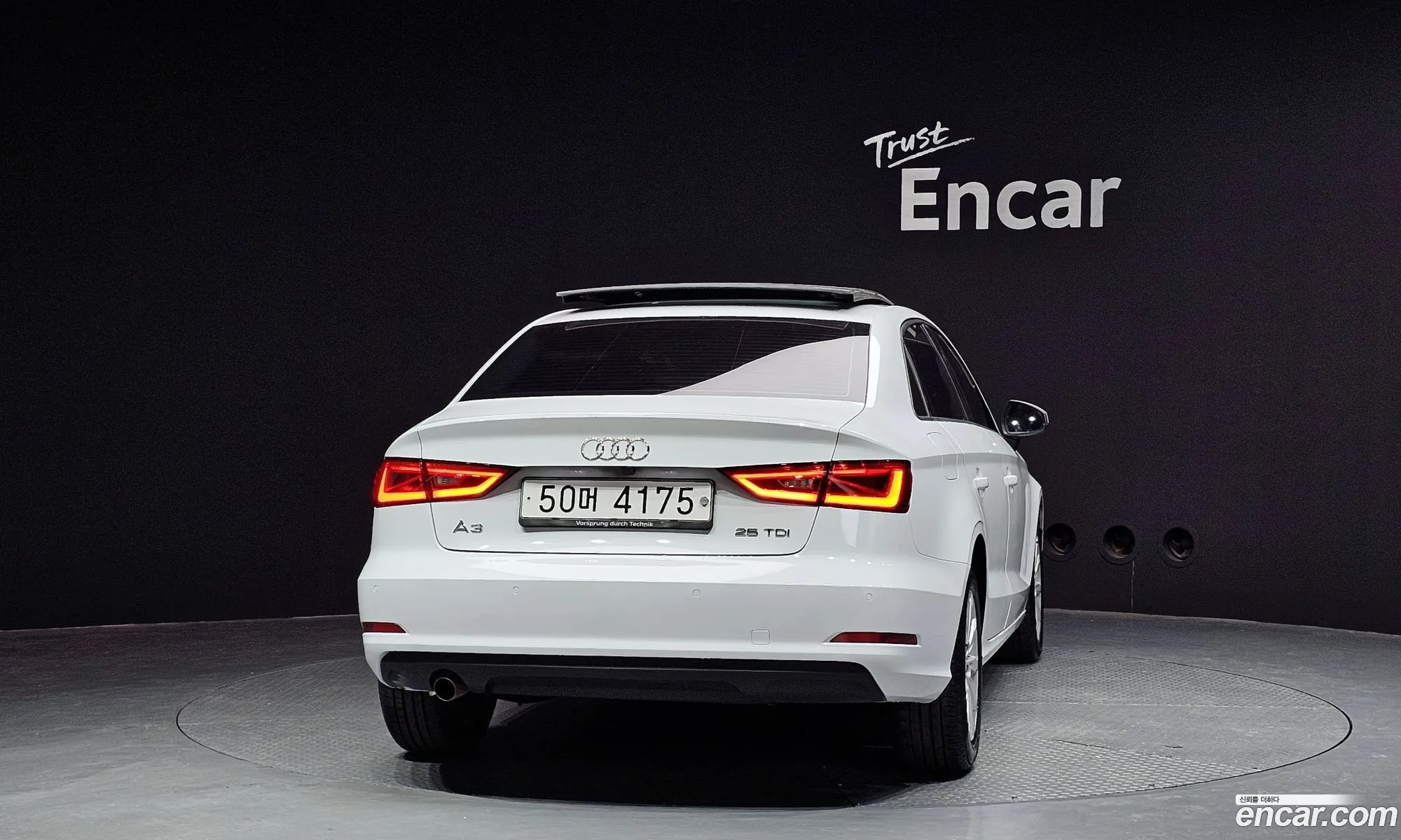 Audi A3 2015 WAUZZZ8V7F1142976 — 12