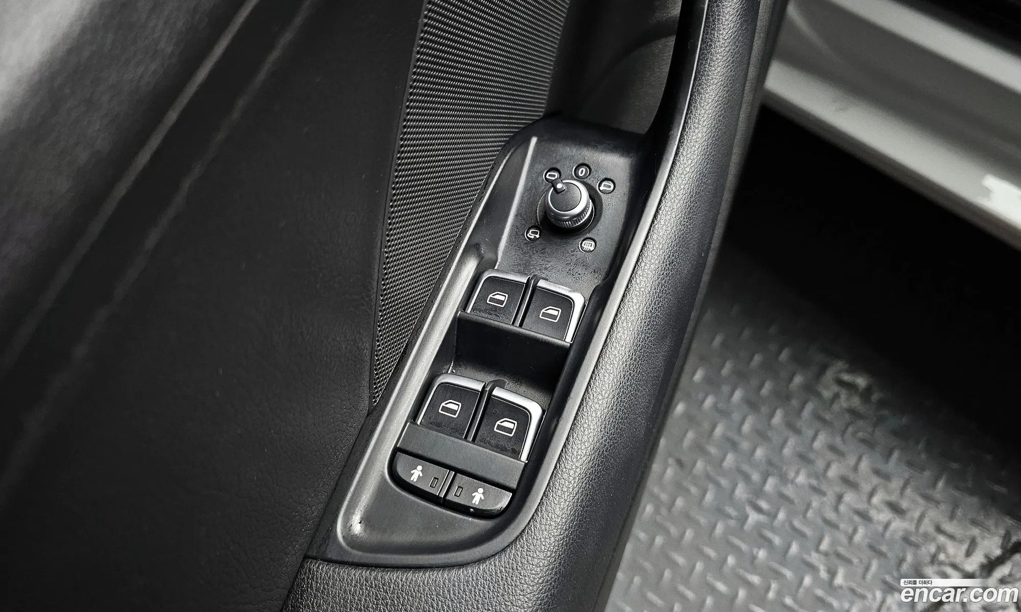 Audi A3 2015 WAUZZZ8V7F1142976 — 10