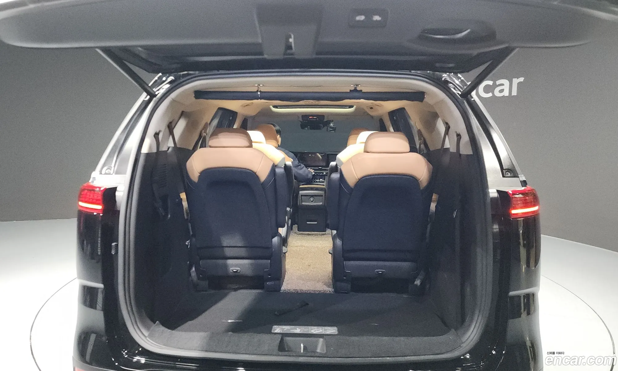 Kia Carnival 2022 — 5