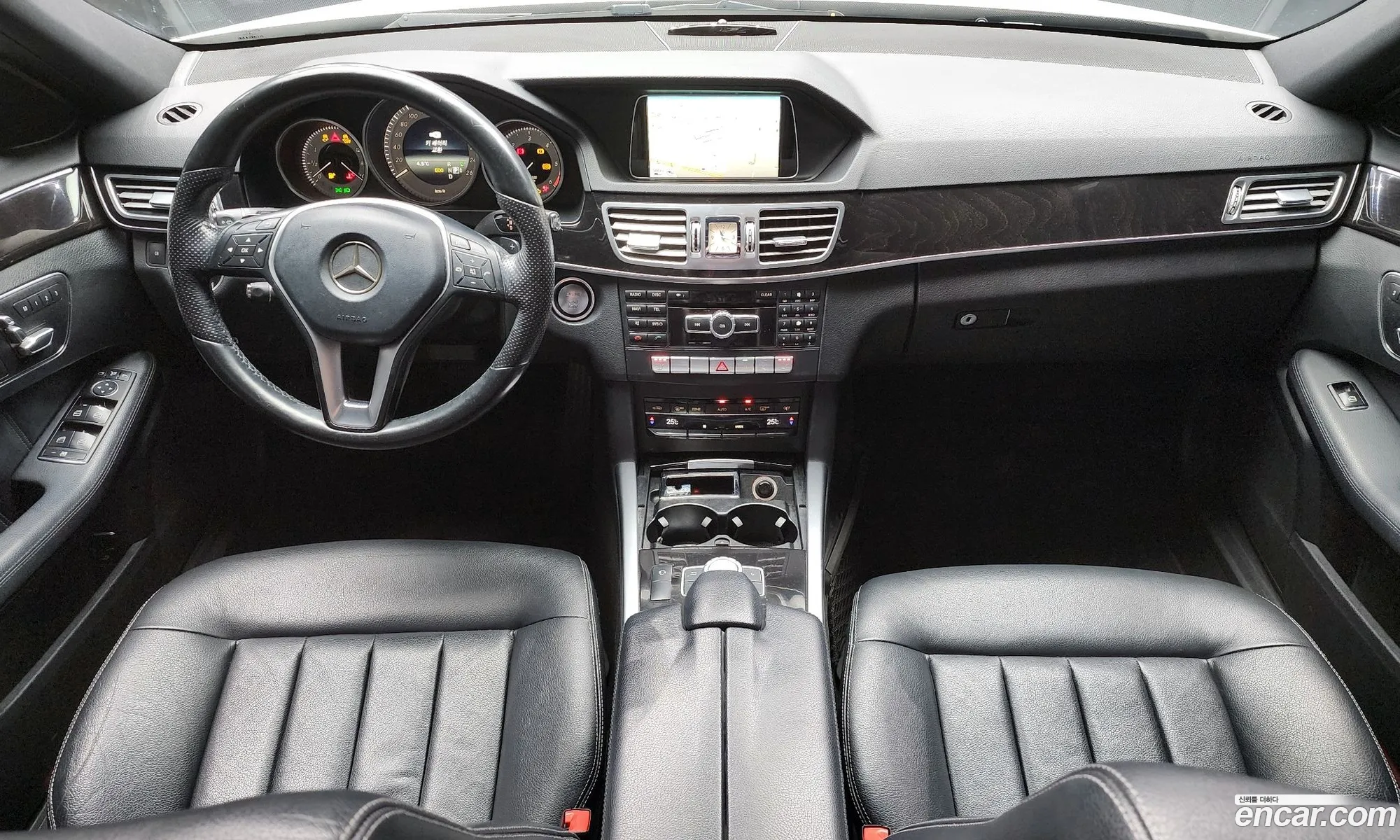 Mercedes-Benz E-Class W212 2014 WDDHF8CB0EB068264 — 20
