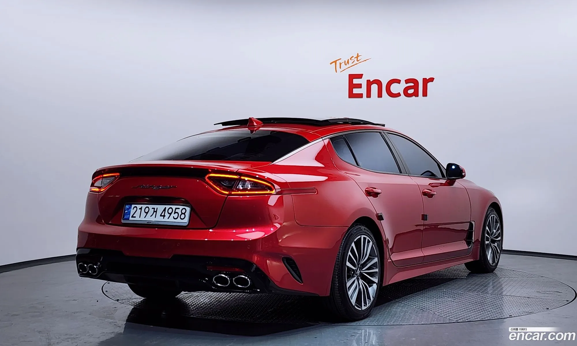 Kia Stinger 2017 — 3