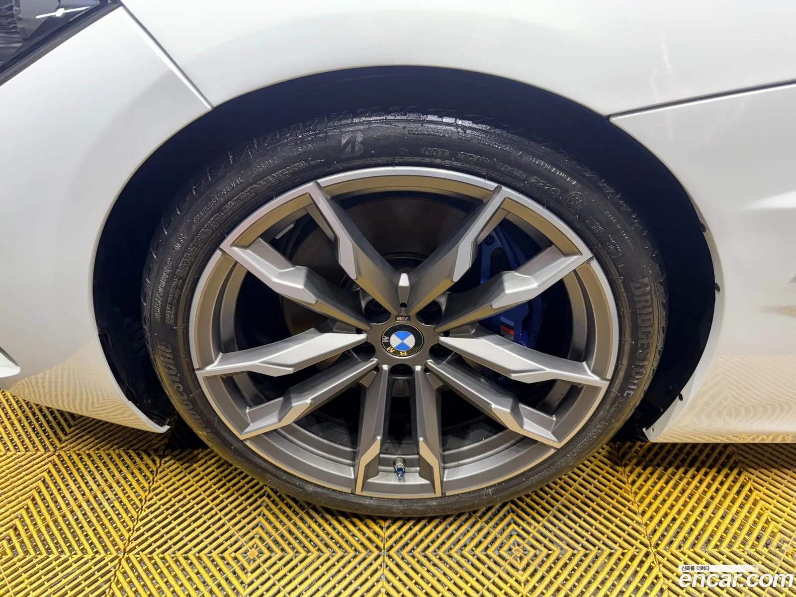 BMW Z4 2021 — 13