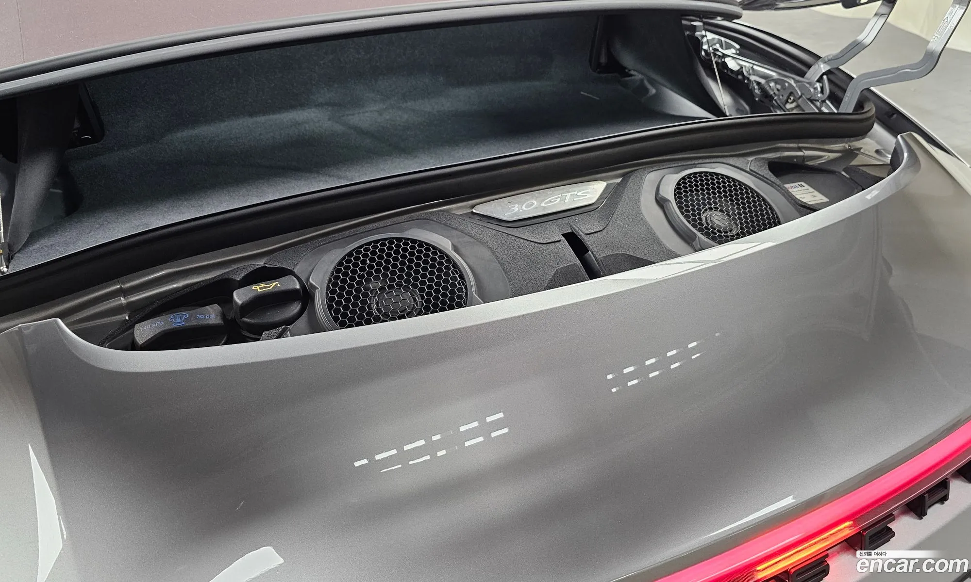 Porsche 911 2022 WP0CB299XNS244268 — 12