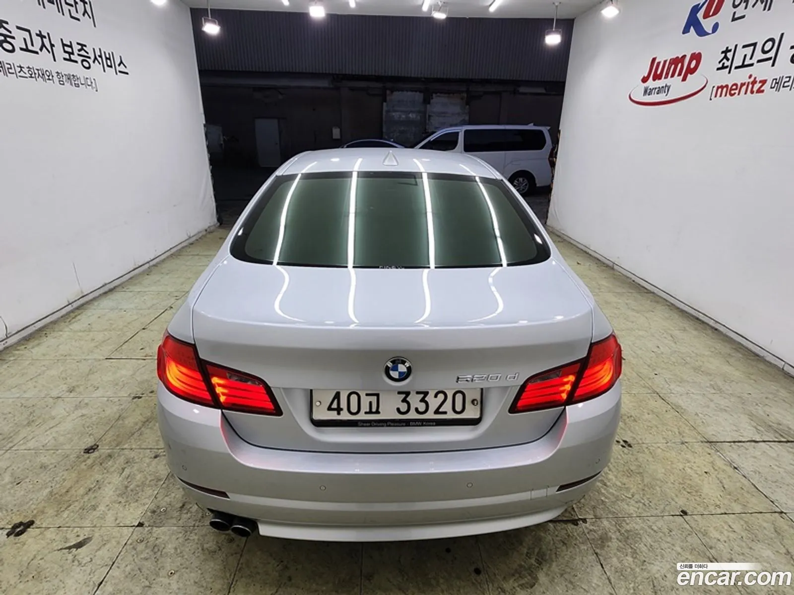 BMW 5 Series 2012 — 13