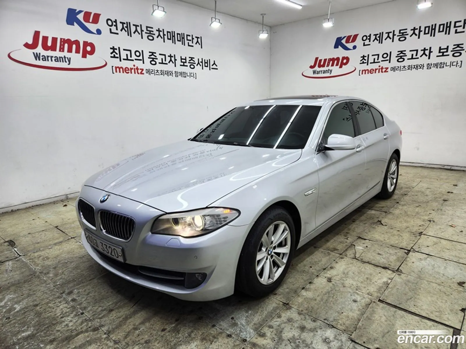 BMW 5 Series 2012 — 16