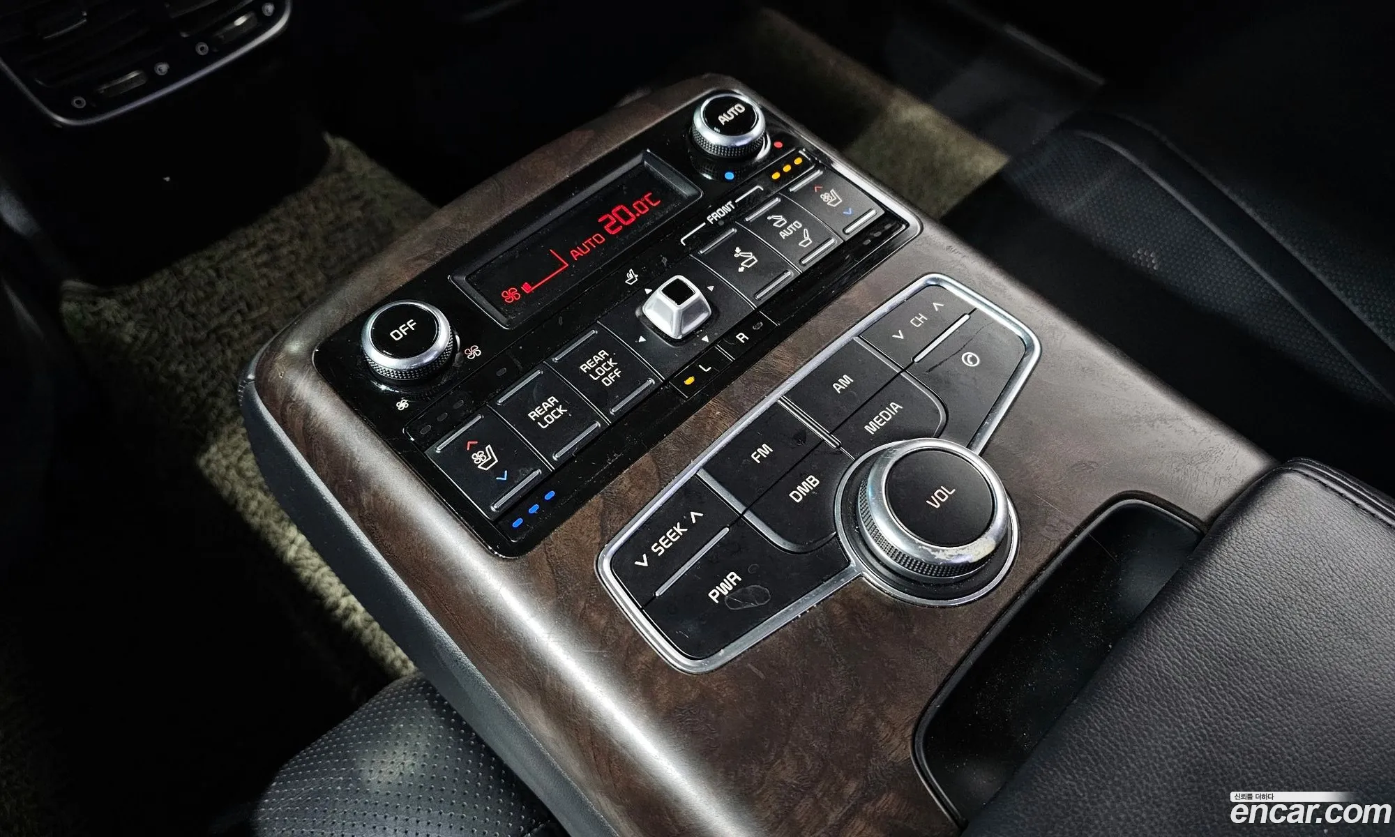 Kia K9 2012 — 15