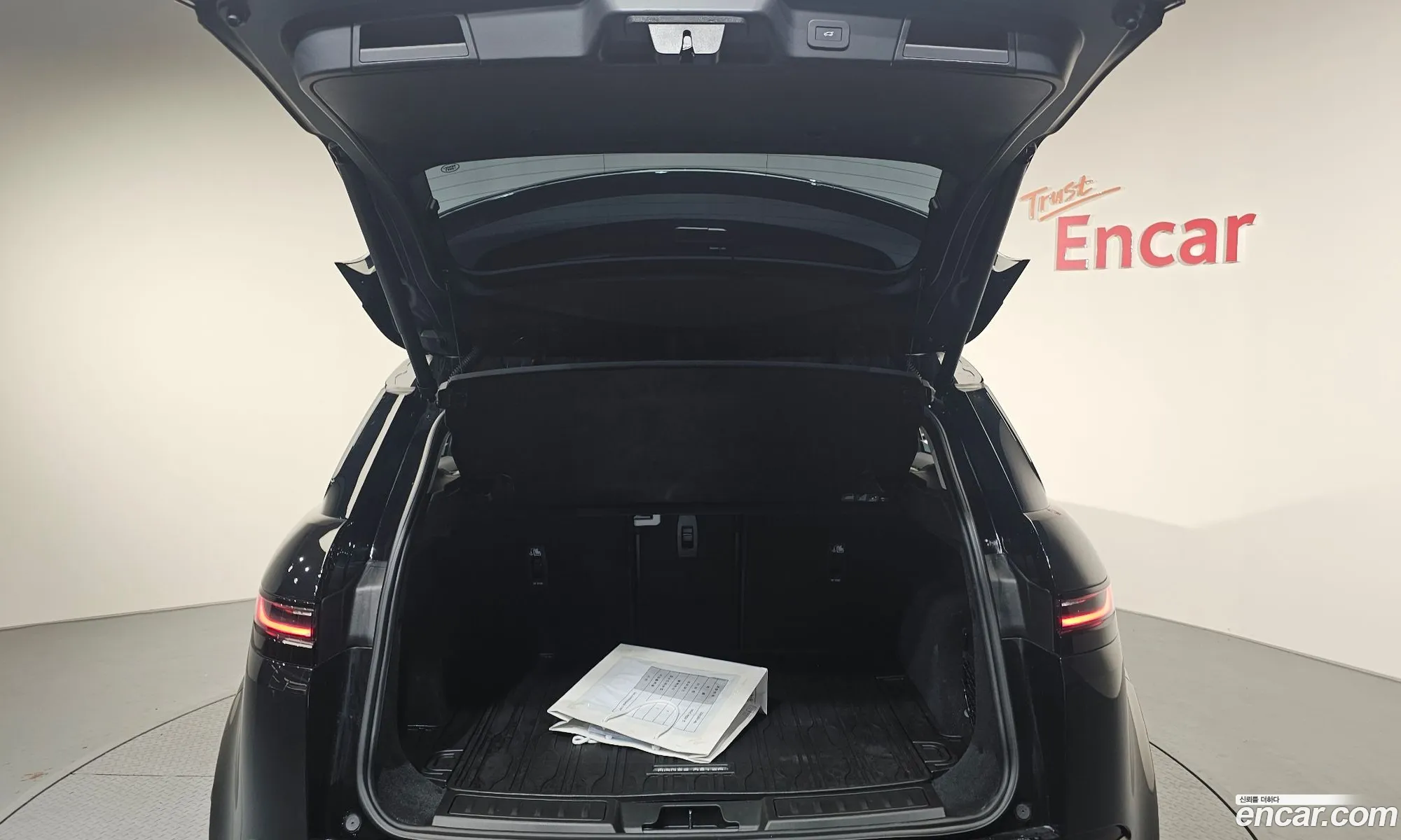 Land Rover Range Rover Evoque 2025 — 5