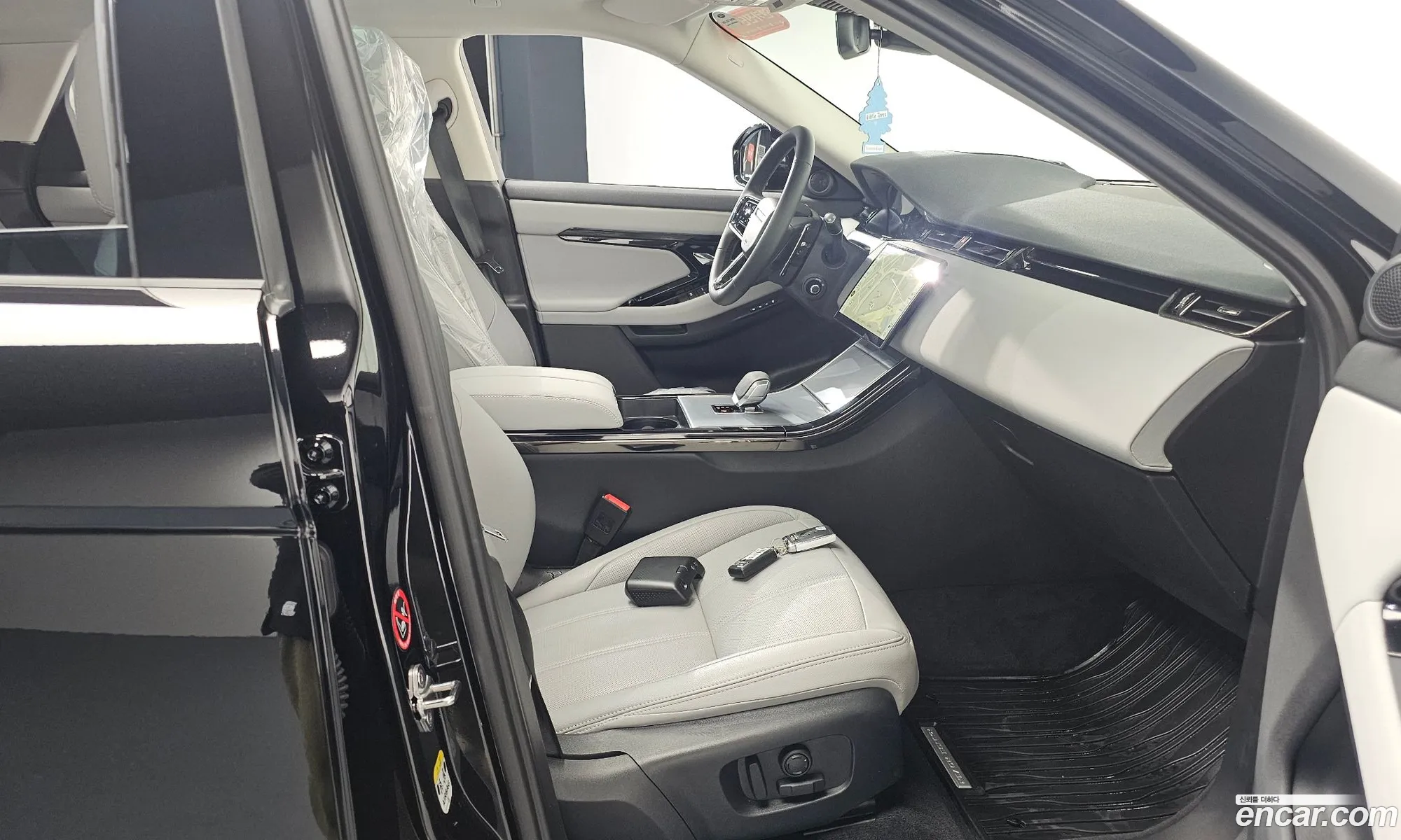 Land Rover Range Rover Evoque 2025 — 19