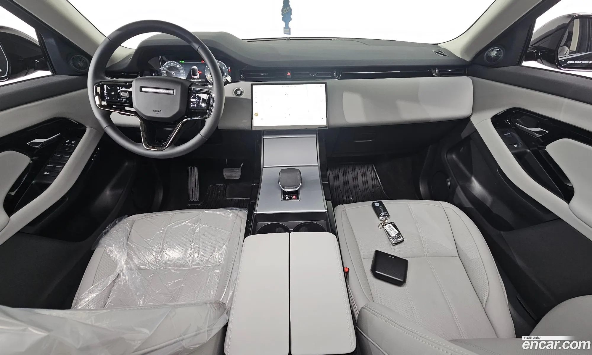 Land Rover Range Rover Evoque 2025 — 9