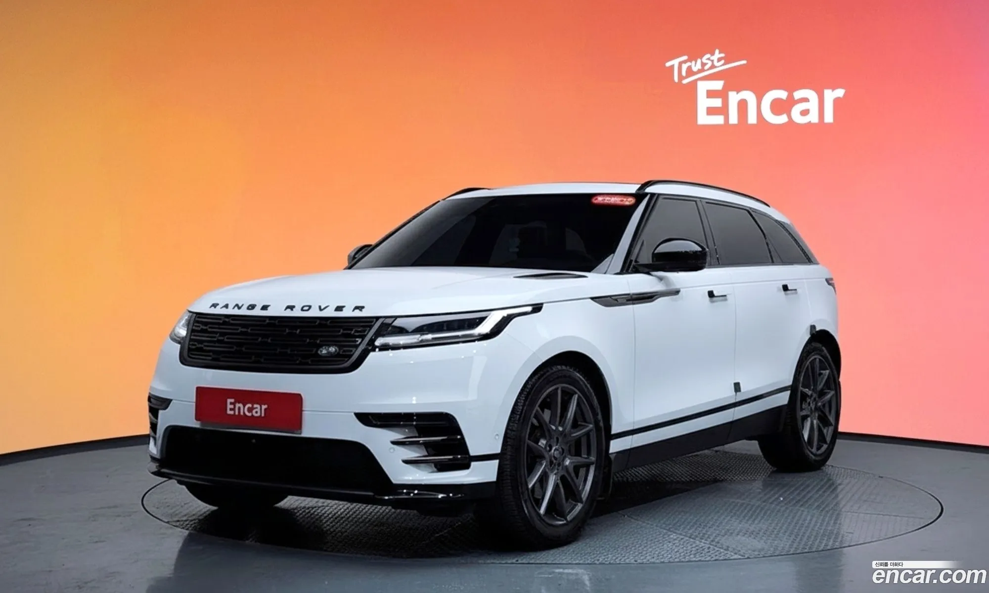Land Rover Range Rover Velar 2024 SALYA2BU7SA396736 — 3
