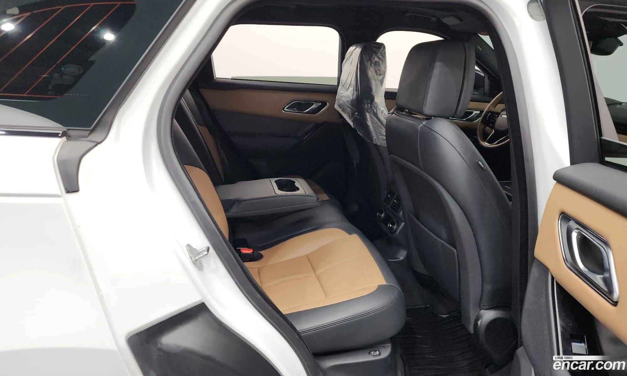 Land Rover Range Rover Velar 2024 SALYA2BU7SA396736 — 9