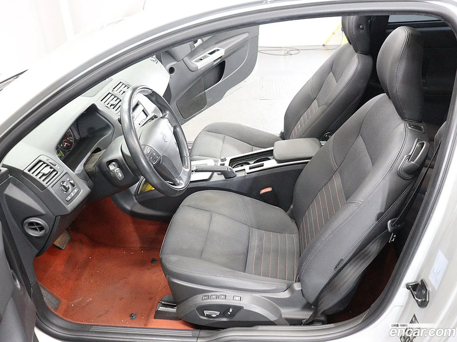 Volvo C30 2012 — 4