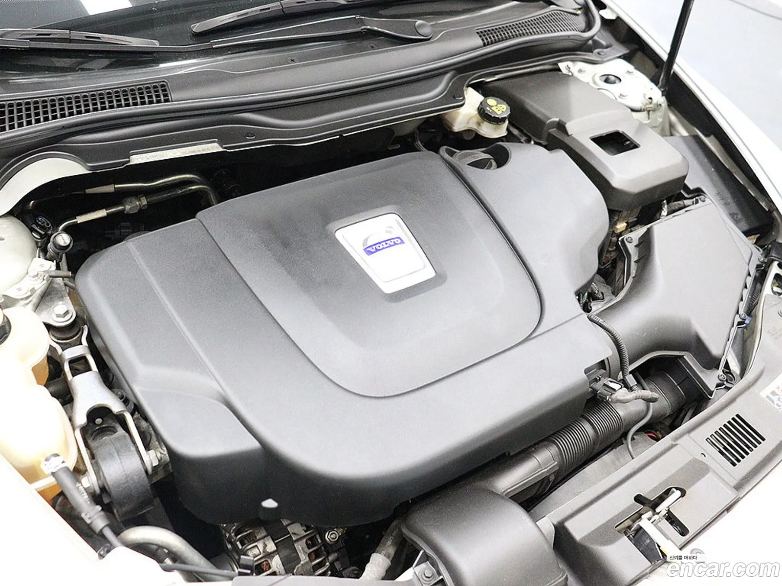 Volvo C30 2012 — 14