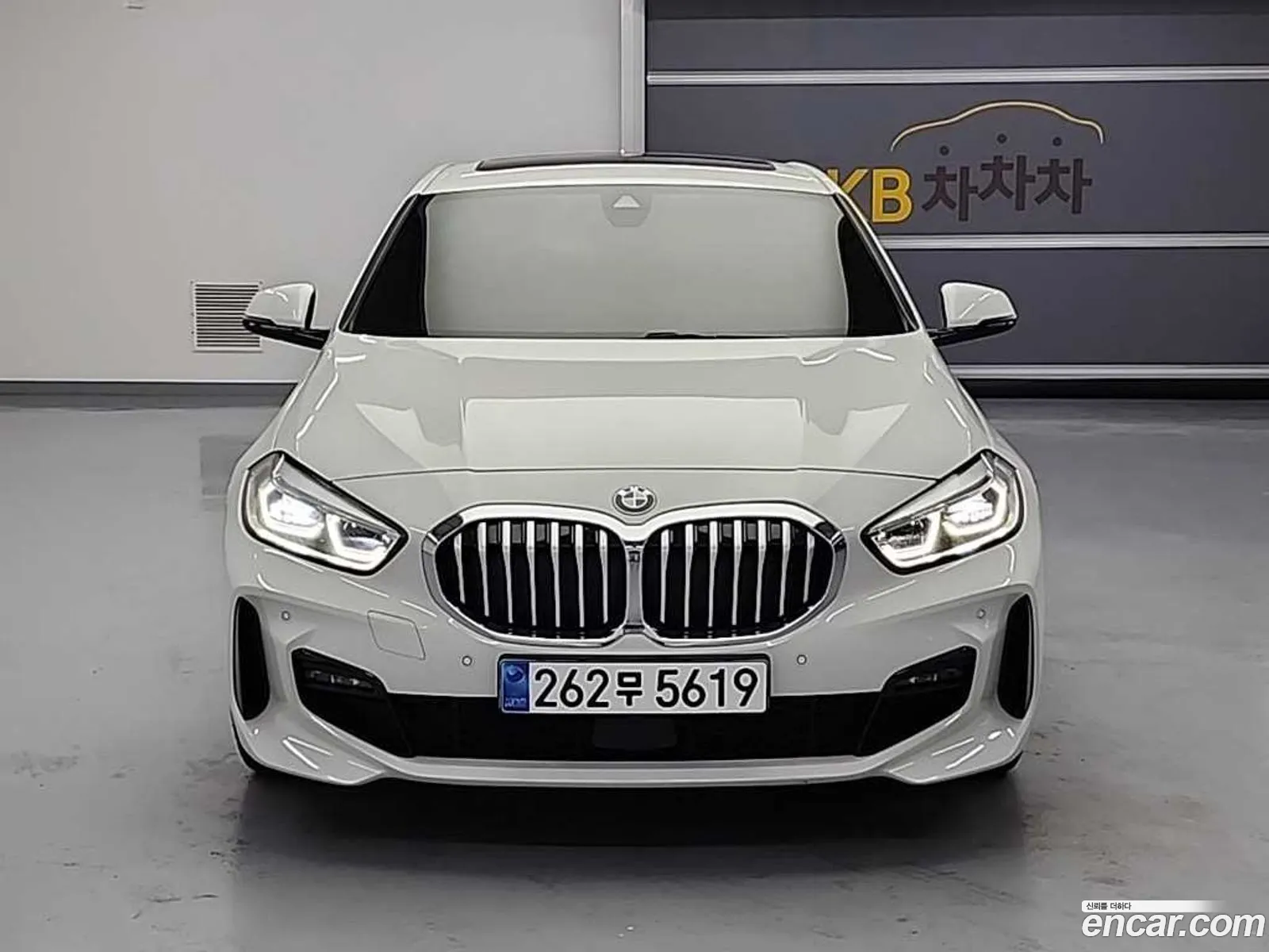 BMW 1 Series 2023 — 16