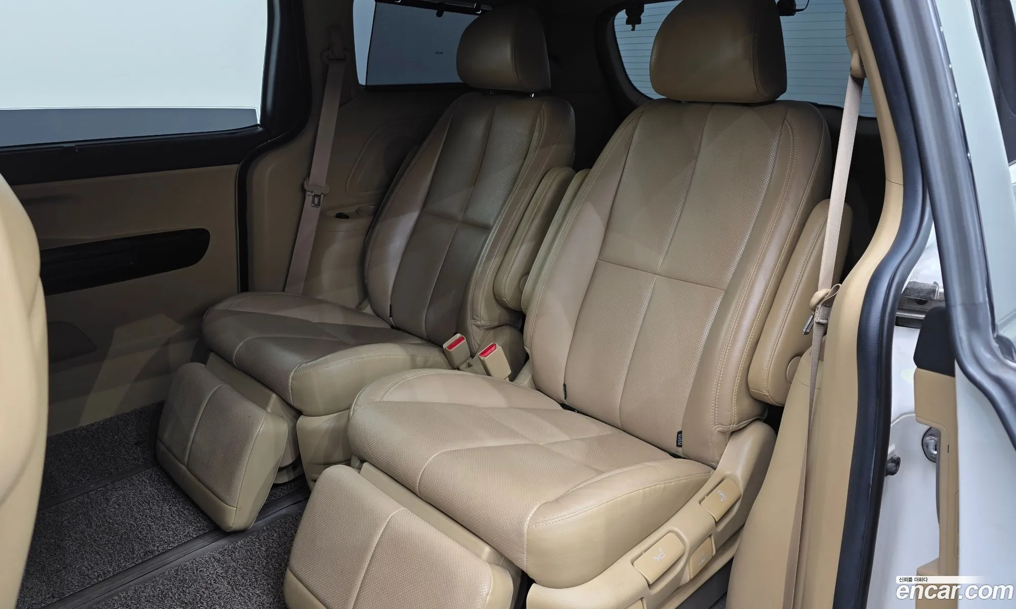 Kia Carnival 2018 — 15