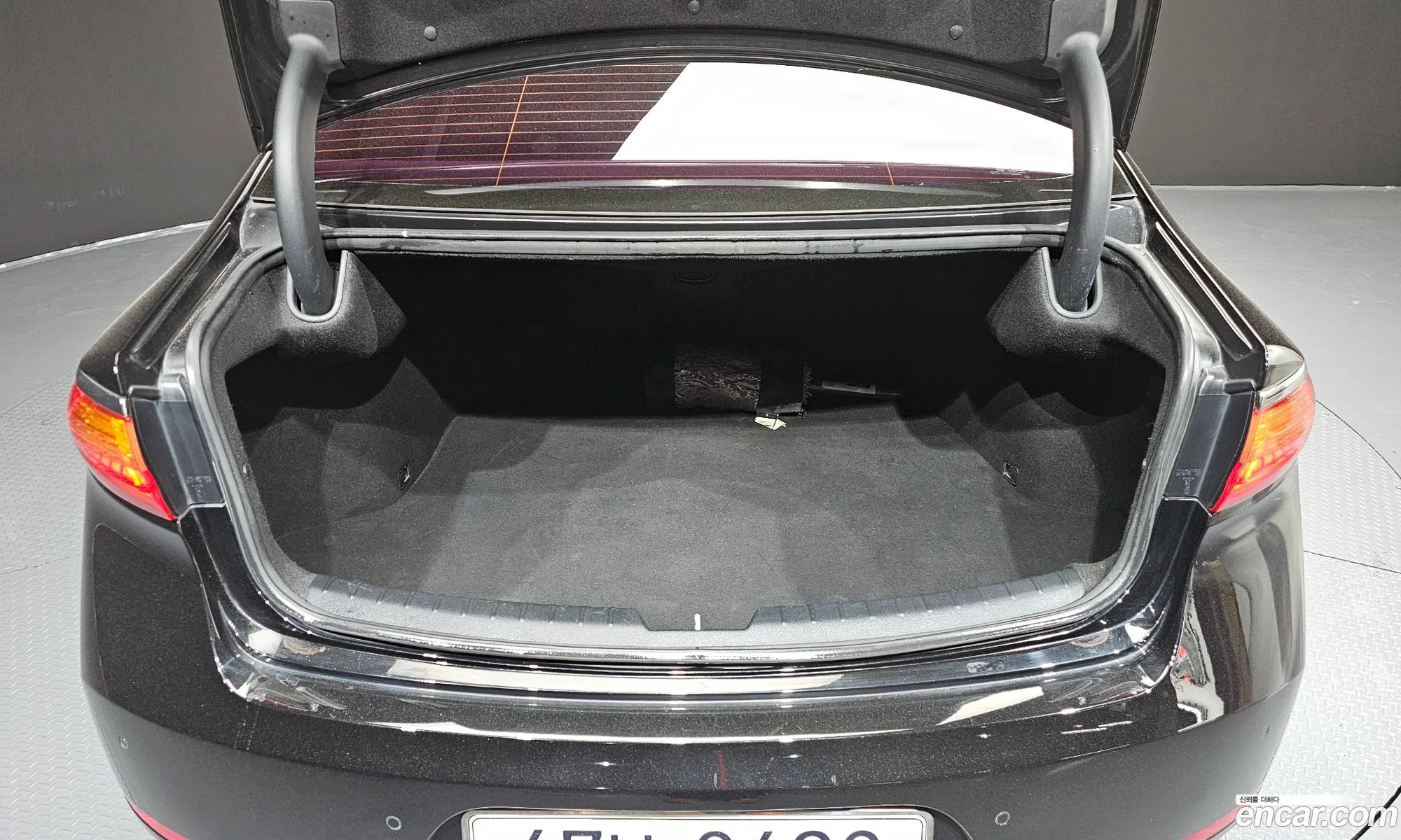 Kia K7 2016 — 14