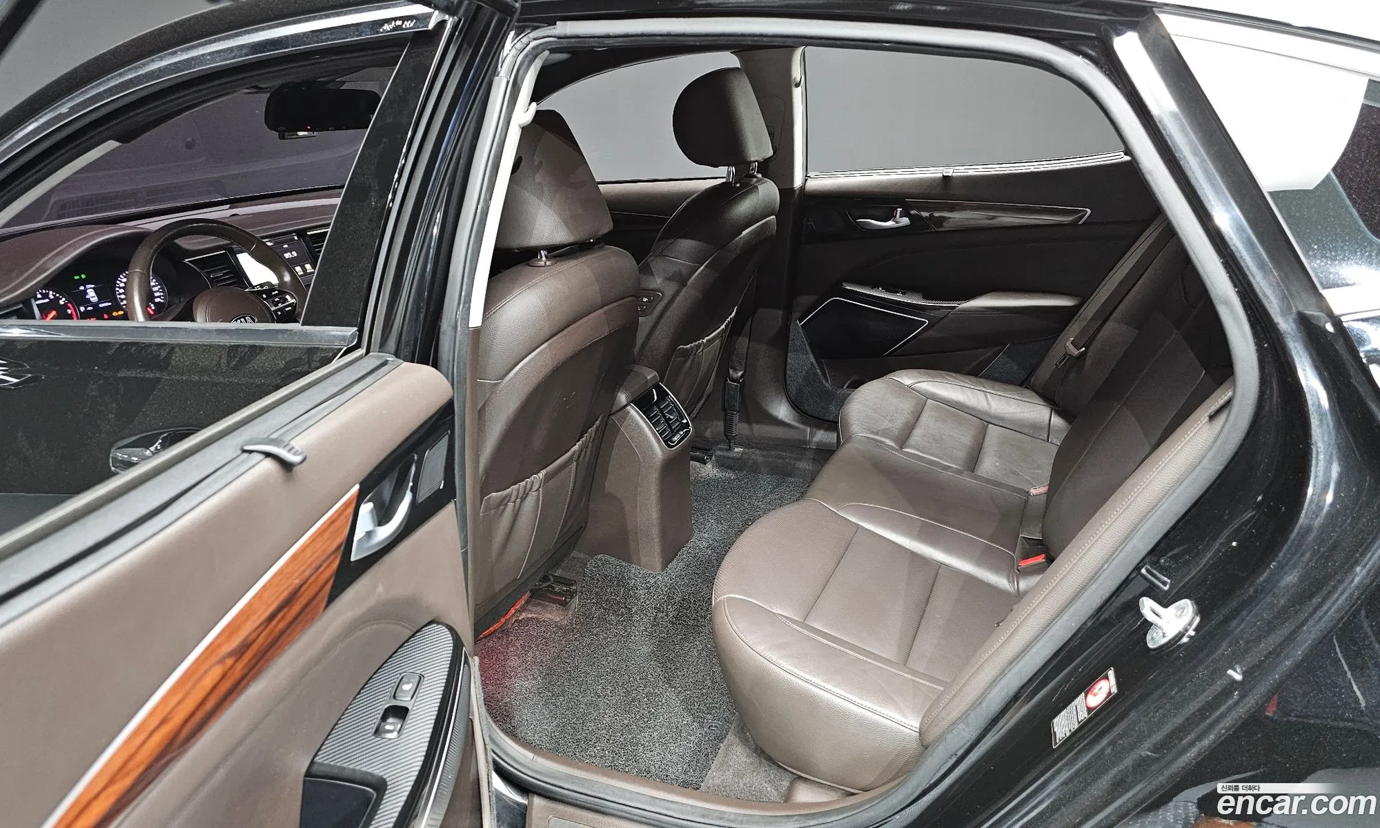Kia K7 2016 — 20