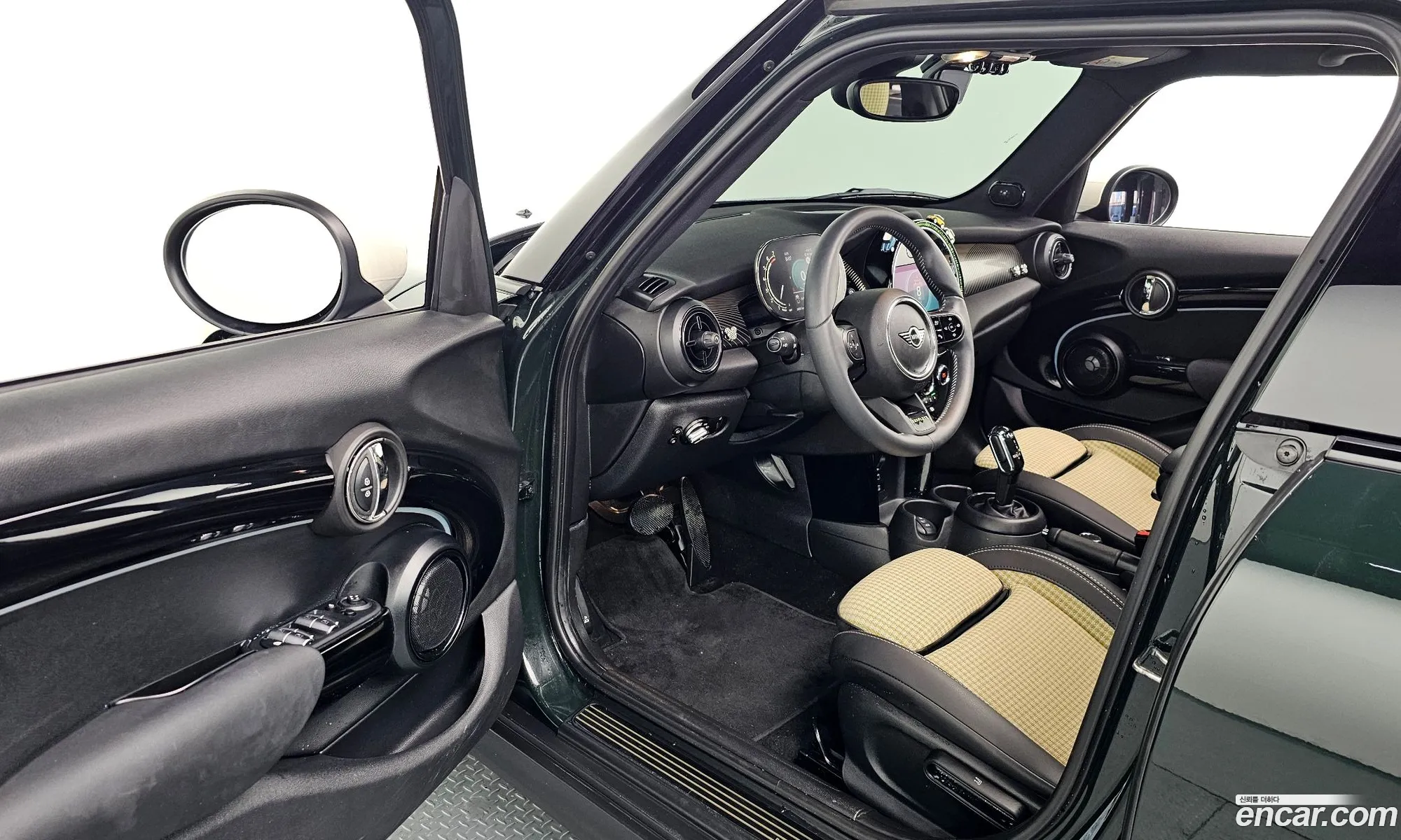 Mini Cooper S 2022 WMW61DK03P2S94565 — 5