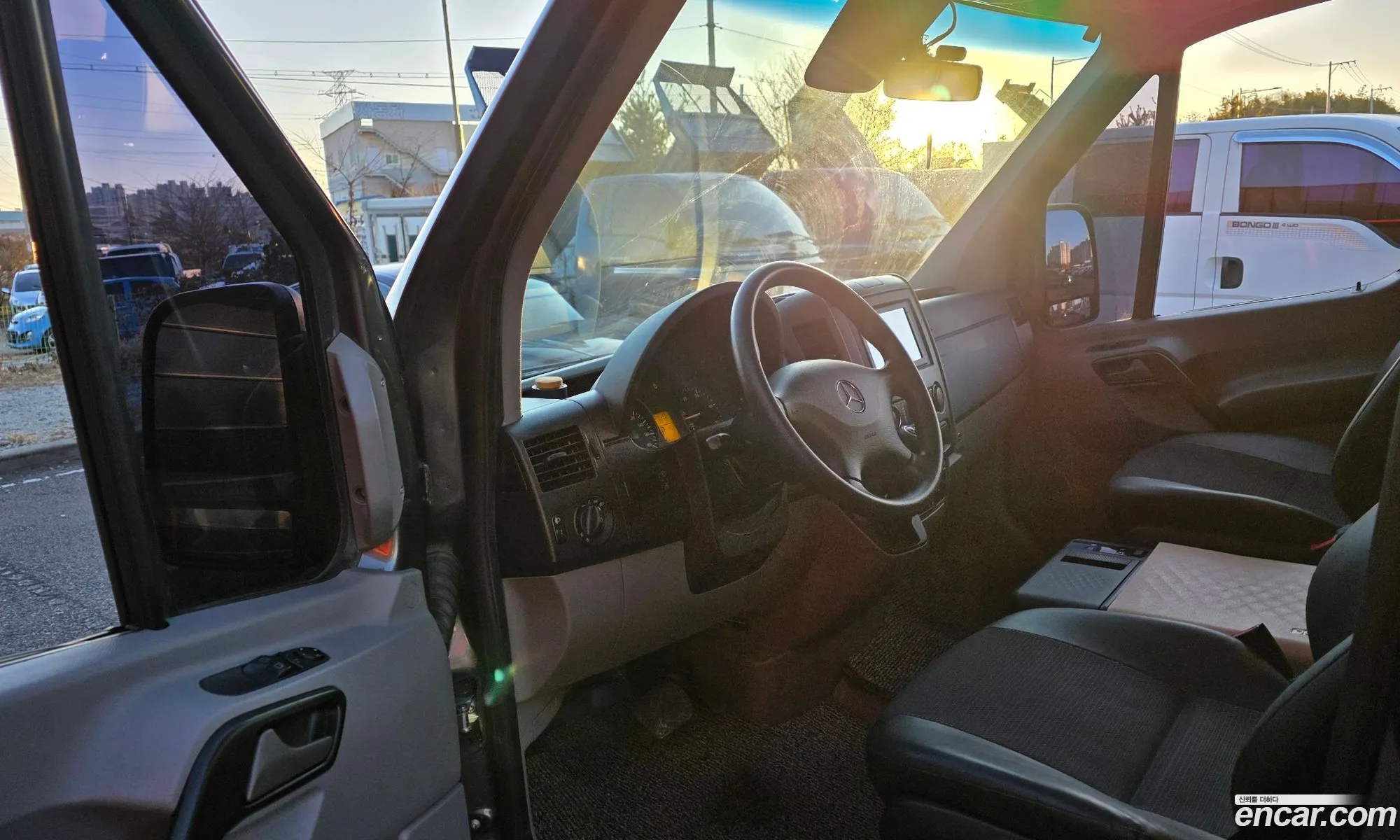 Mercedes-Benz Sprinter 2017 WDB906733HP399007 — 6