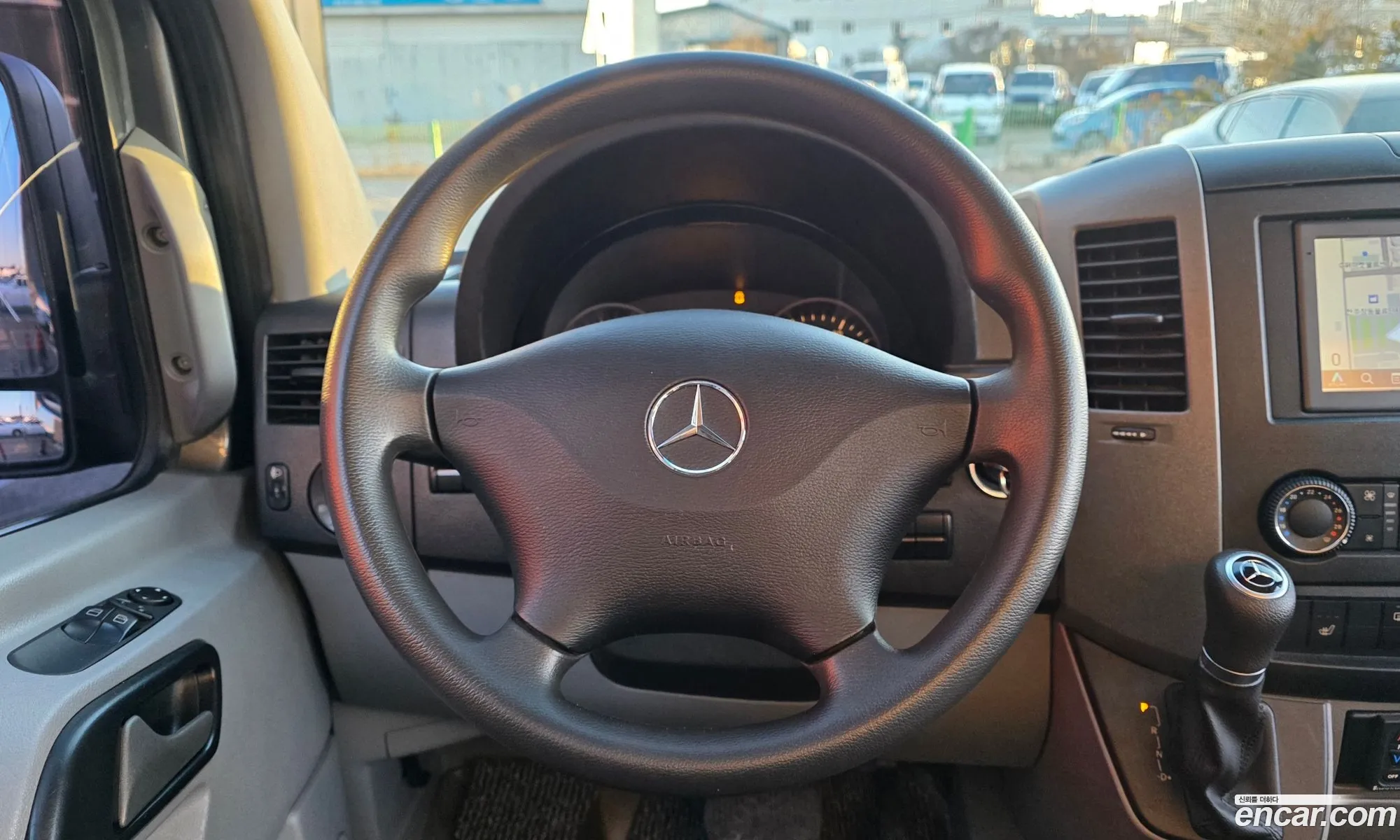 Mercedes-Benz Sprinter 2017 WDB906733HP399007 — 8