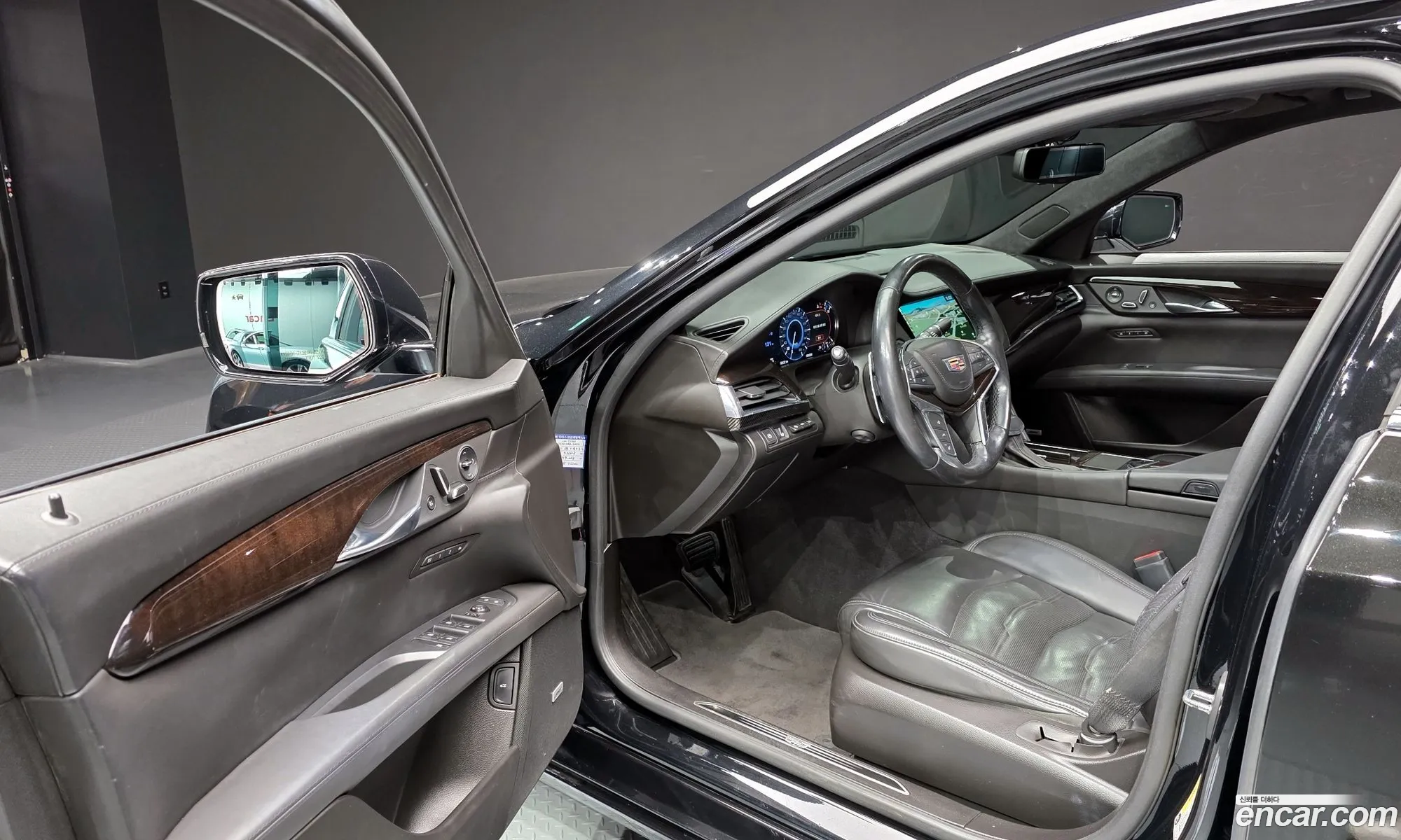 Cadillac CT6 2018 — 14
