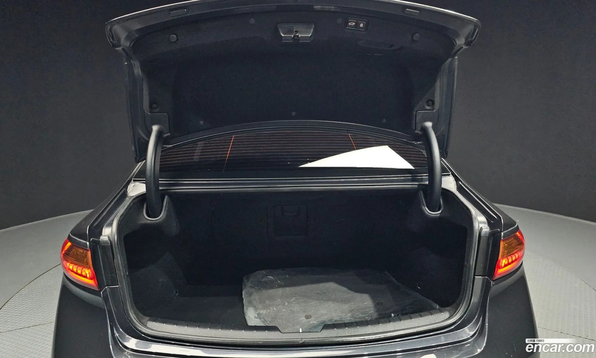Kia K7 2017 — 11