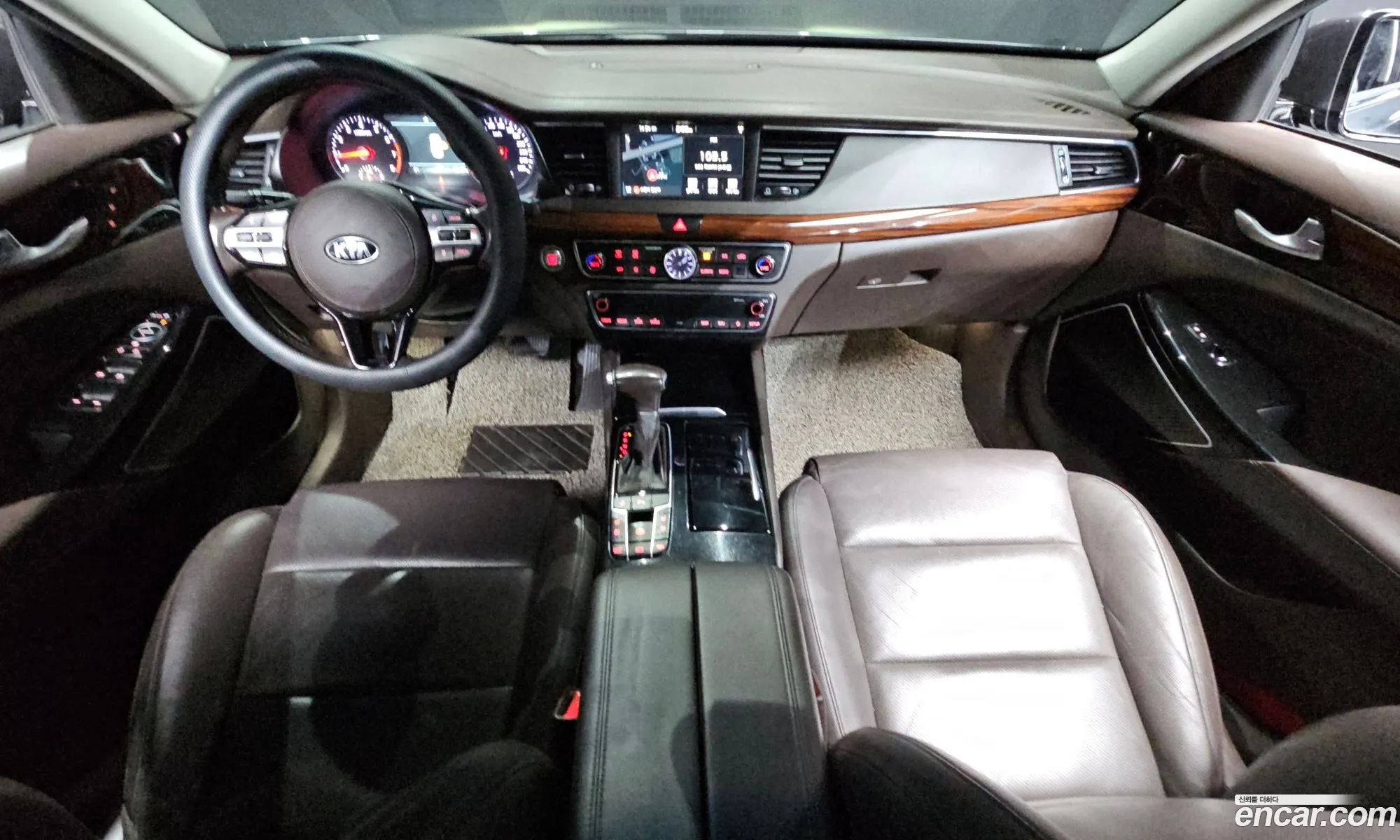 Kia K7 2017 — 10
