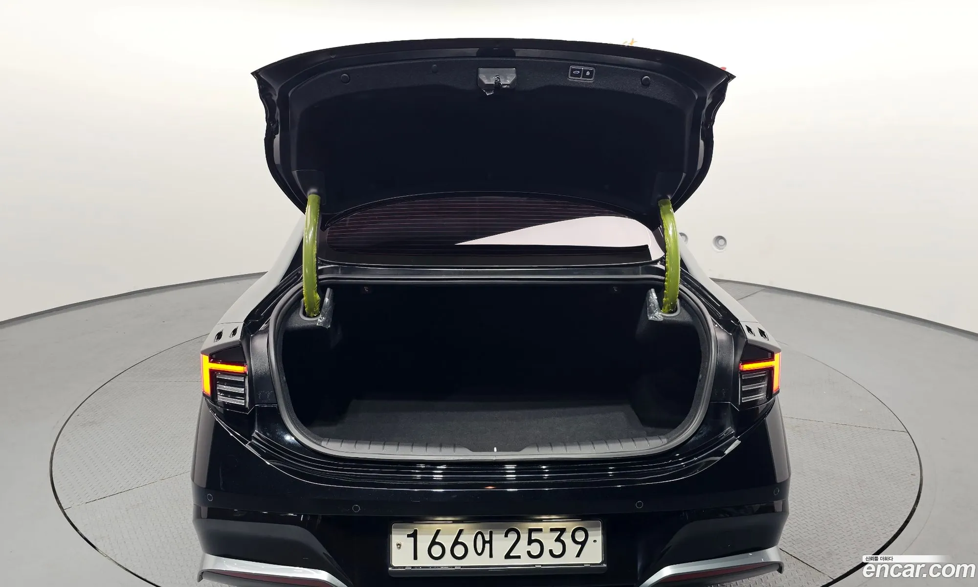 Hyundai Sonata the Edge Hybrid 2024 — 15