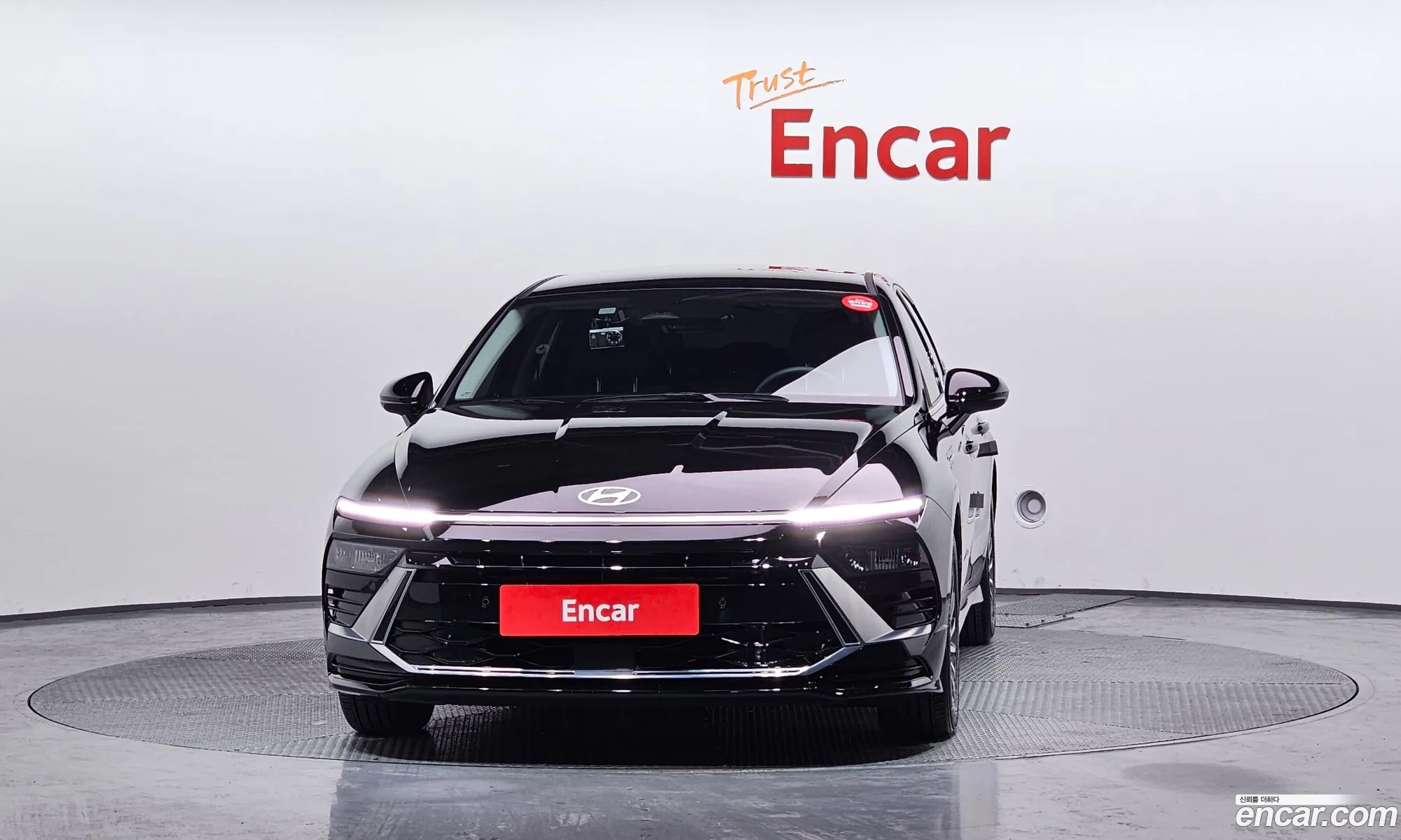 Hyundai Sonata the Edge Hybrid 2024 — 4