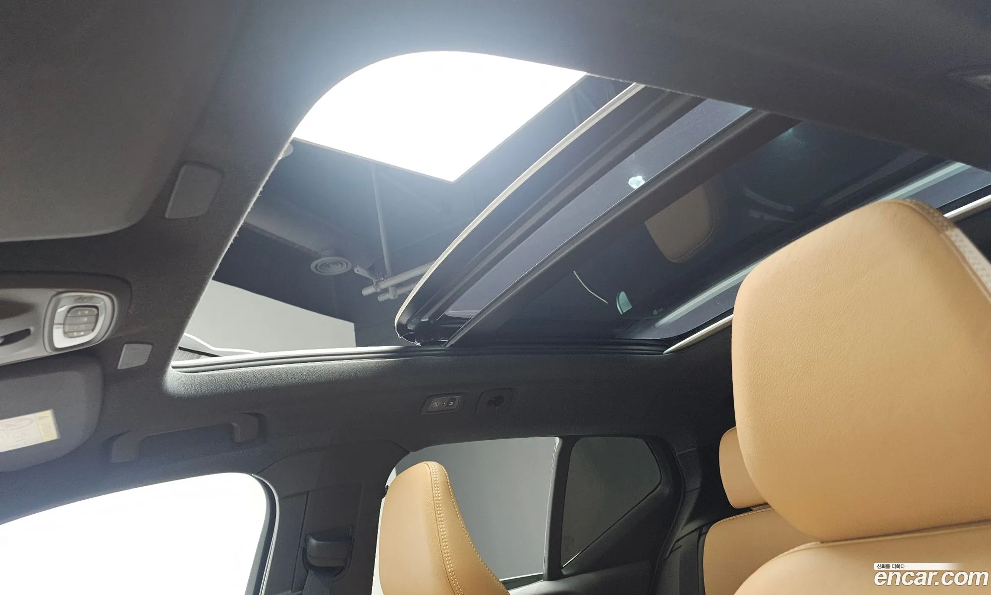 Volvo XC40 2022 — 16