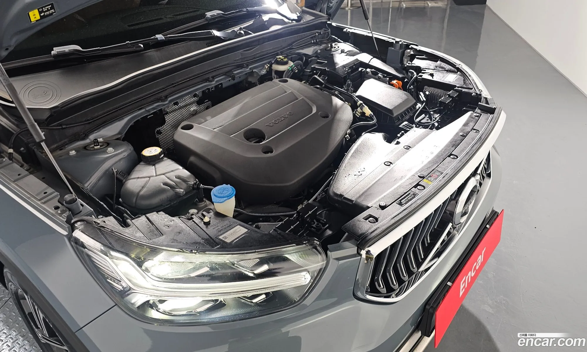 Volvo XC40 2022 — 4
