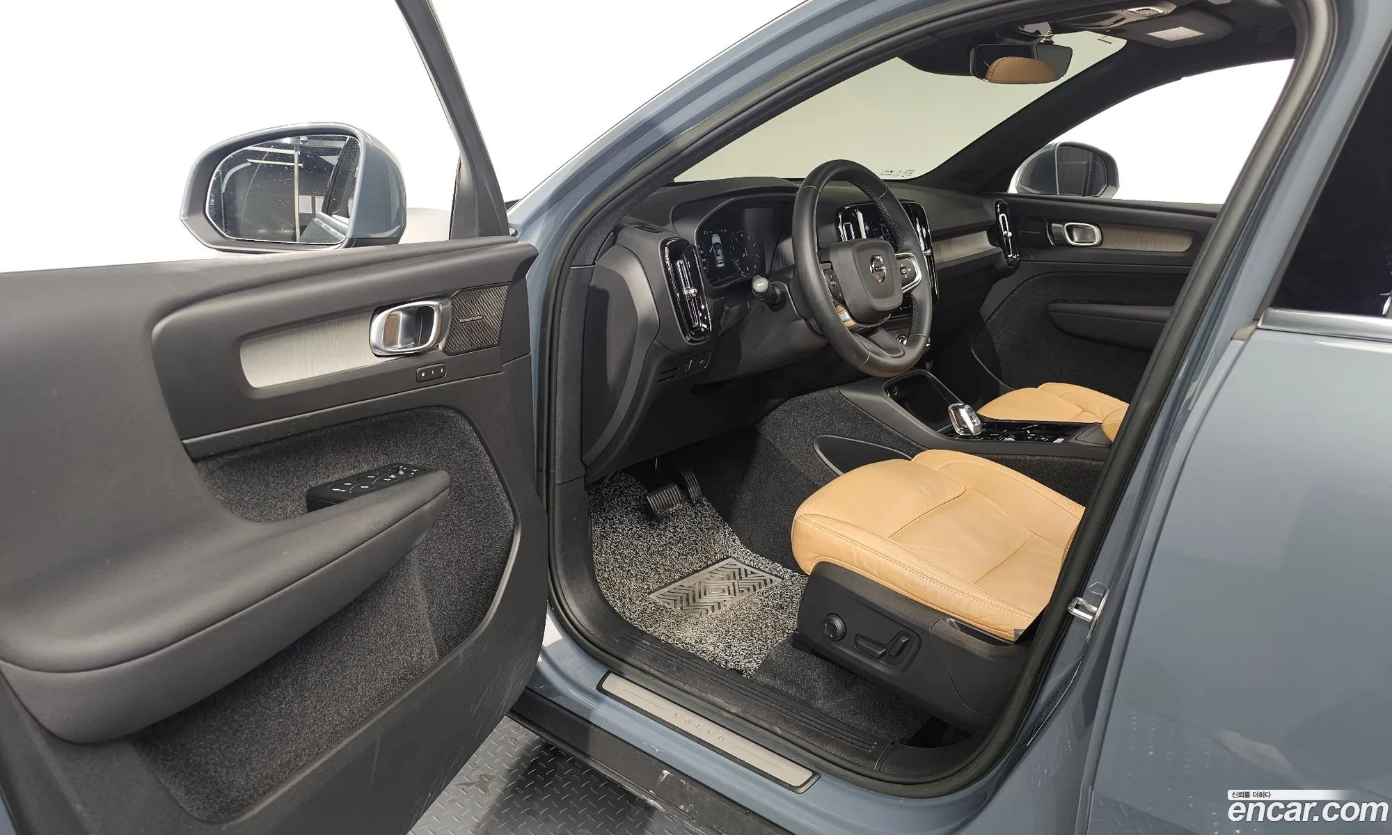 Volvo XC40 2022 — 11