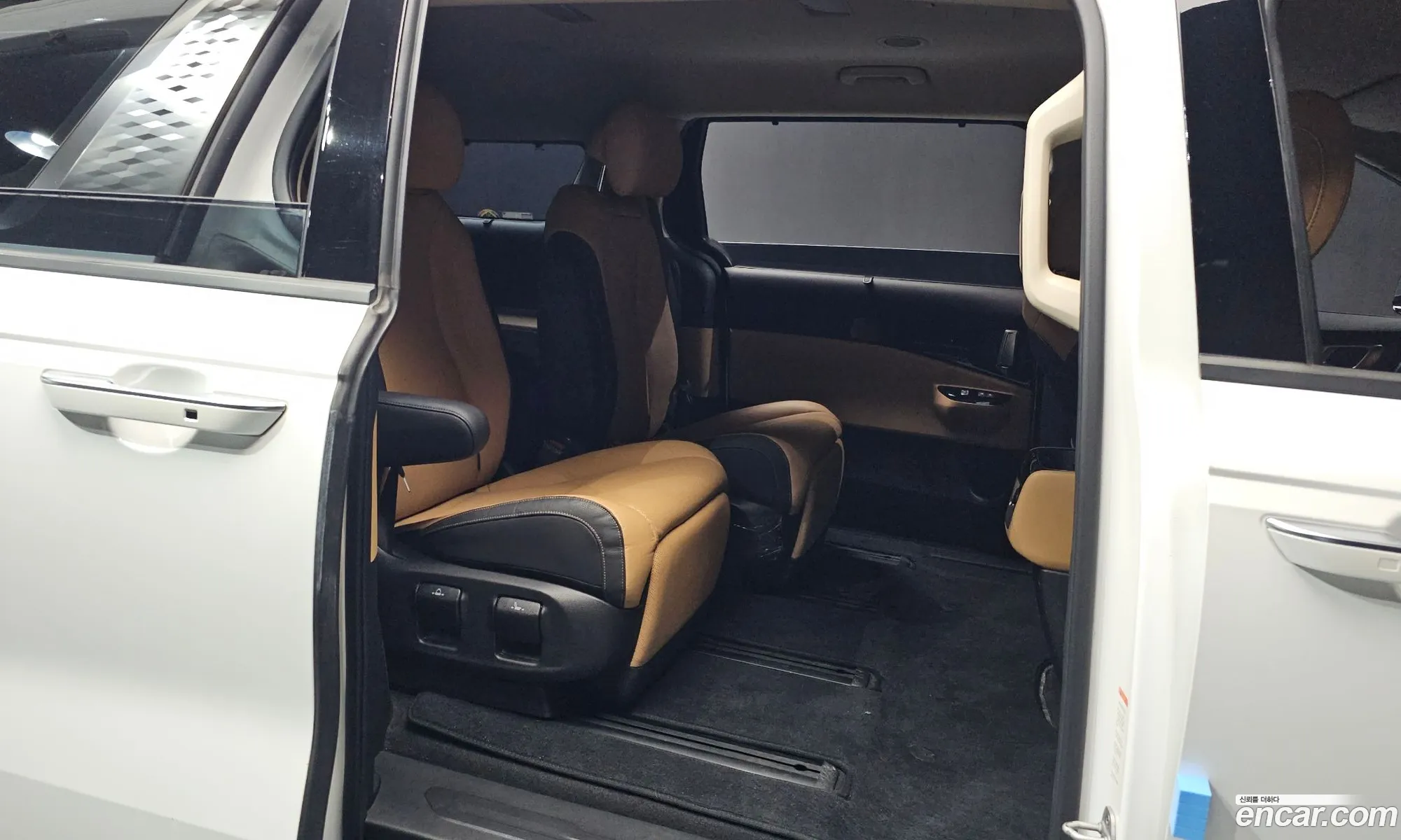 Kia Carnival 2022 — 12