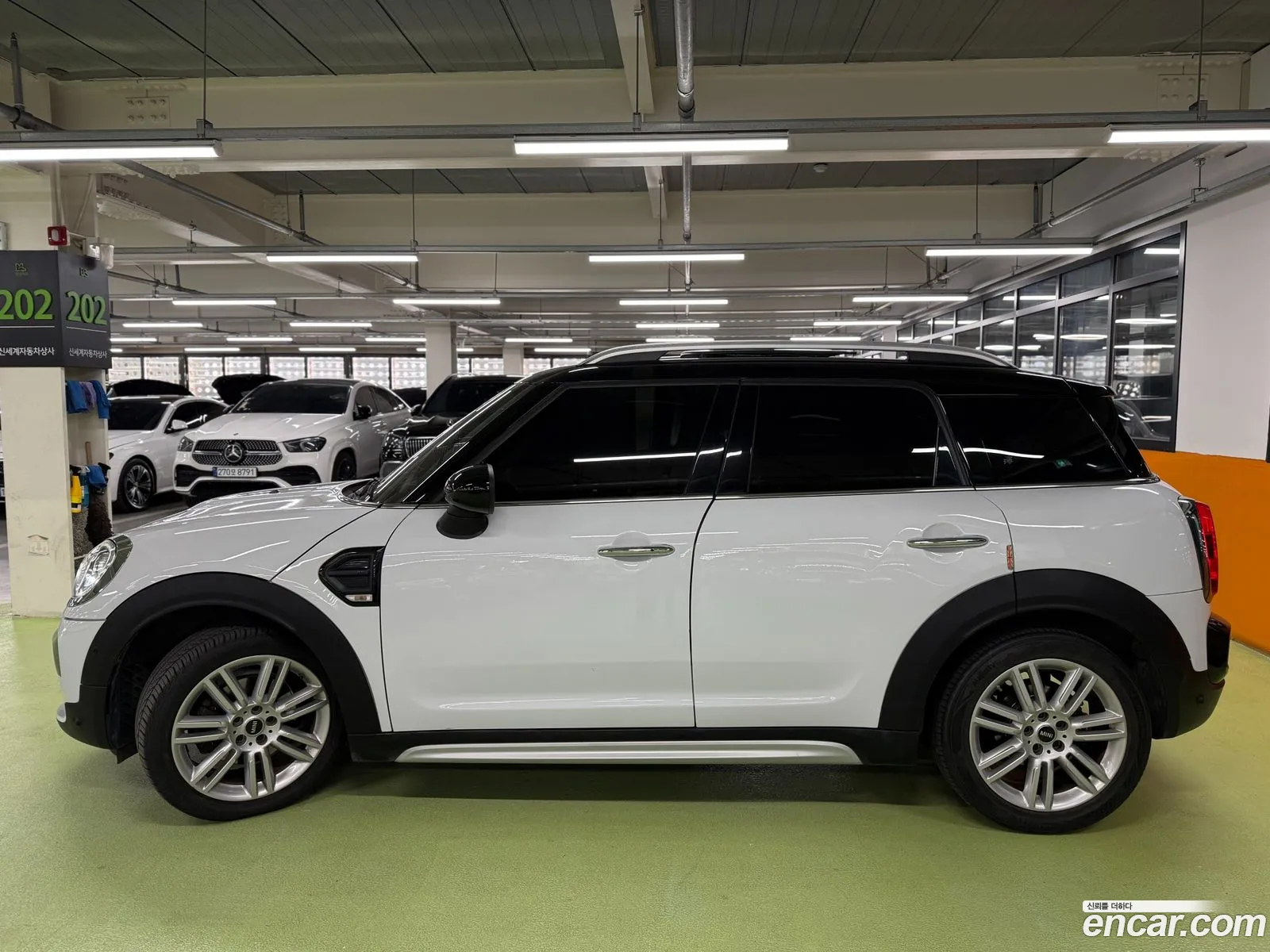 Mini Cooper Countryman 2018 — 12