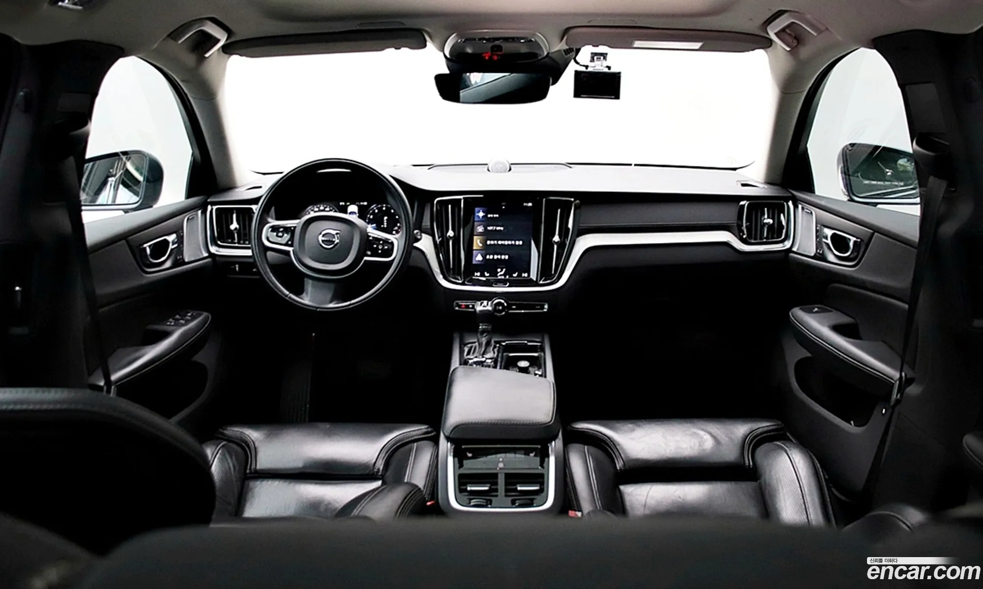 Volvo V60 Cross Country 2020 — 15