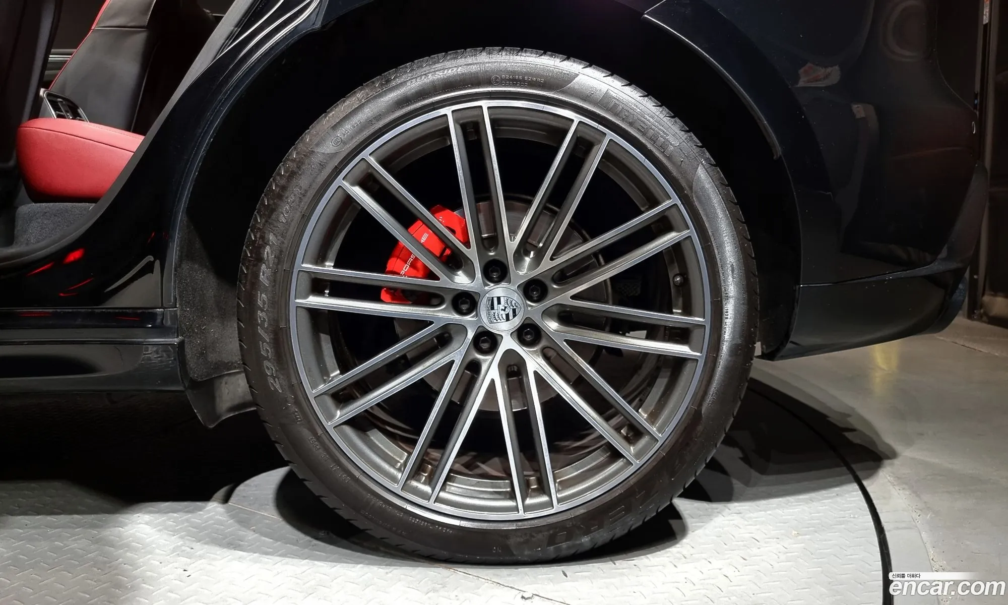 Porsche Macan 2023 WP1AG2954PLB52784 — 3