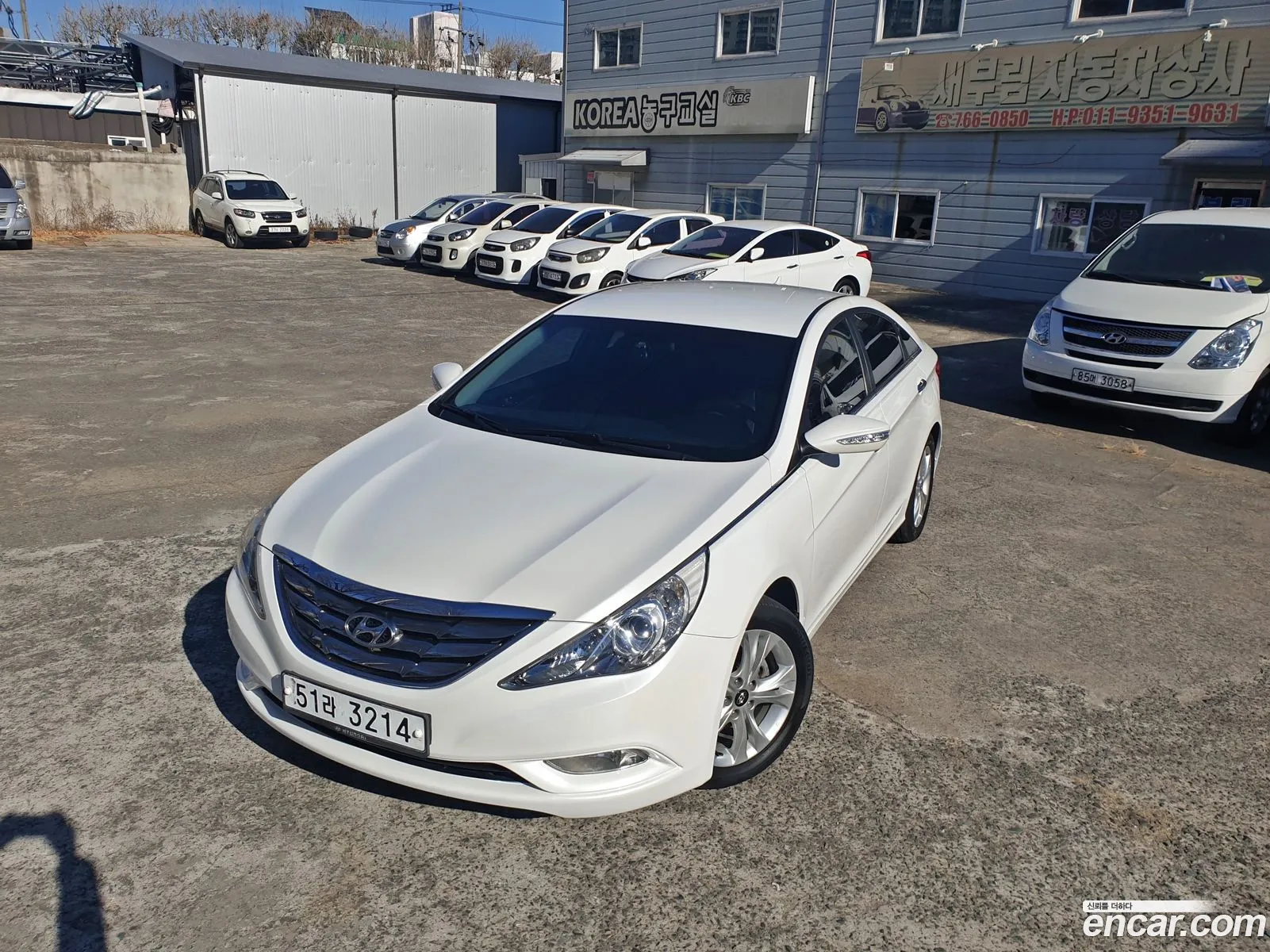 Hyundai YF Sonata 2010 — 8