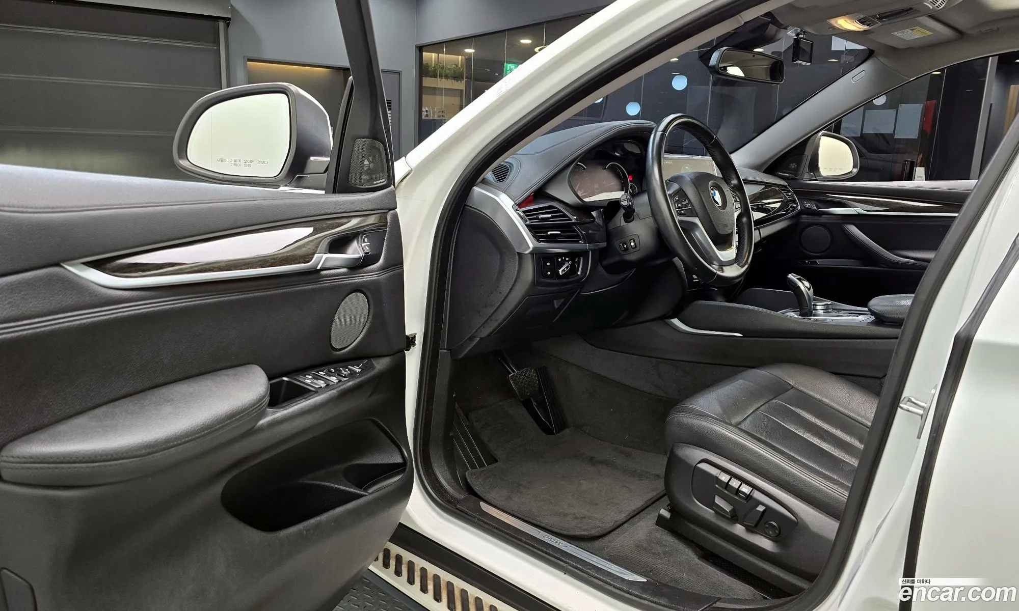 BMW X6 2017 — 2