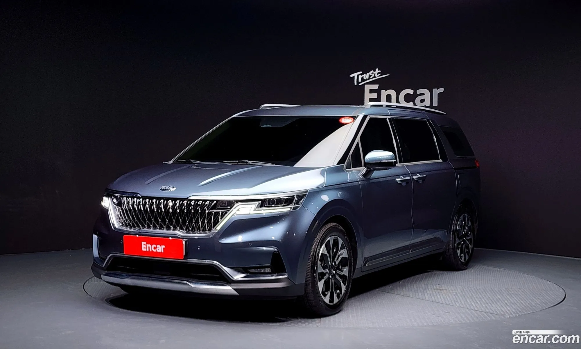 Kia Carnival 2020 — 17