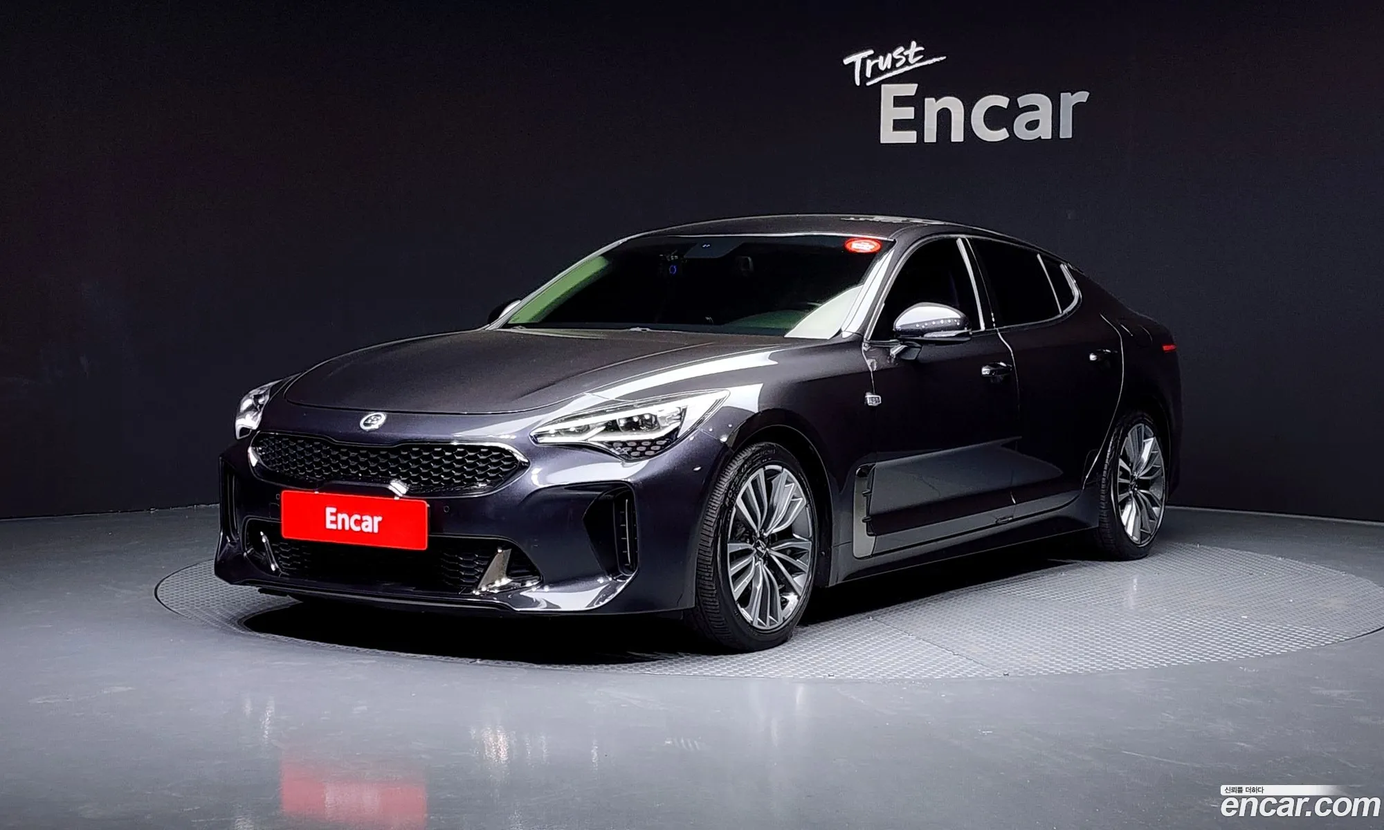 Kia Stinger 2017 — 11