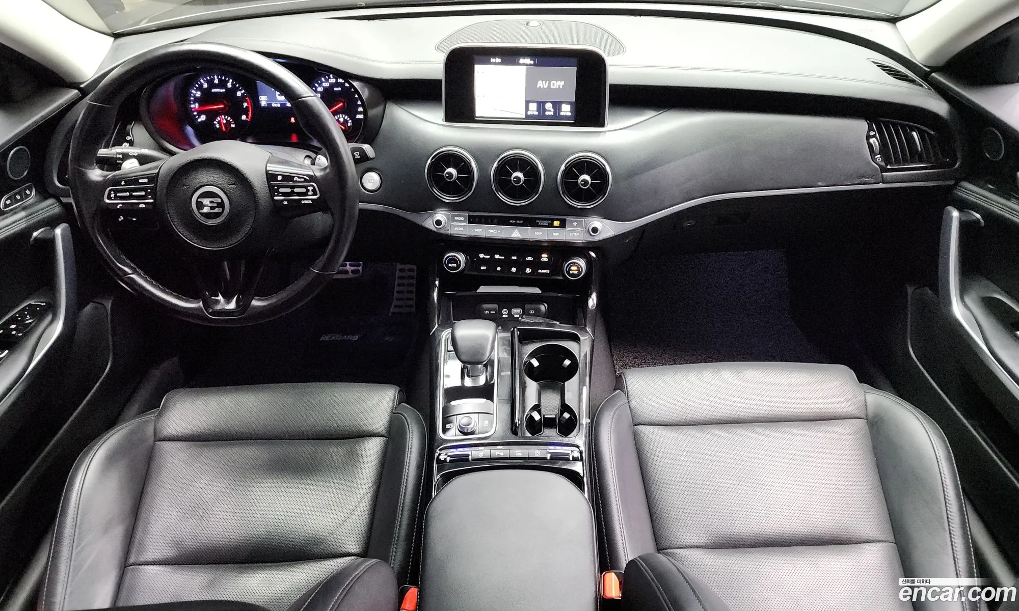 Kia Stinger 2017 — 15