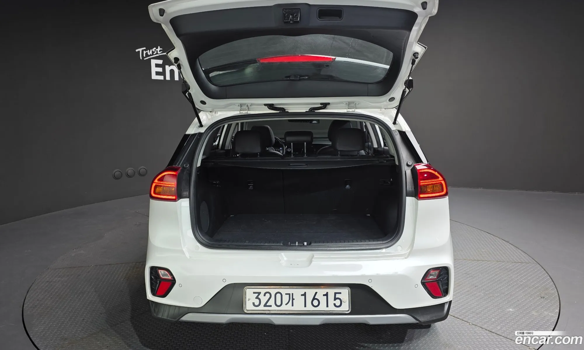 Kia Niro 2020 — 11